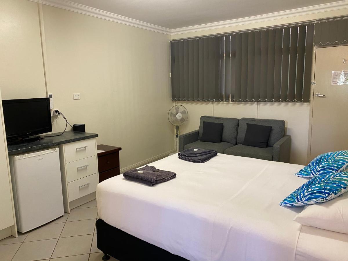 Standard Double Room photo 2