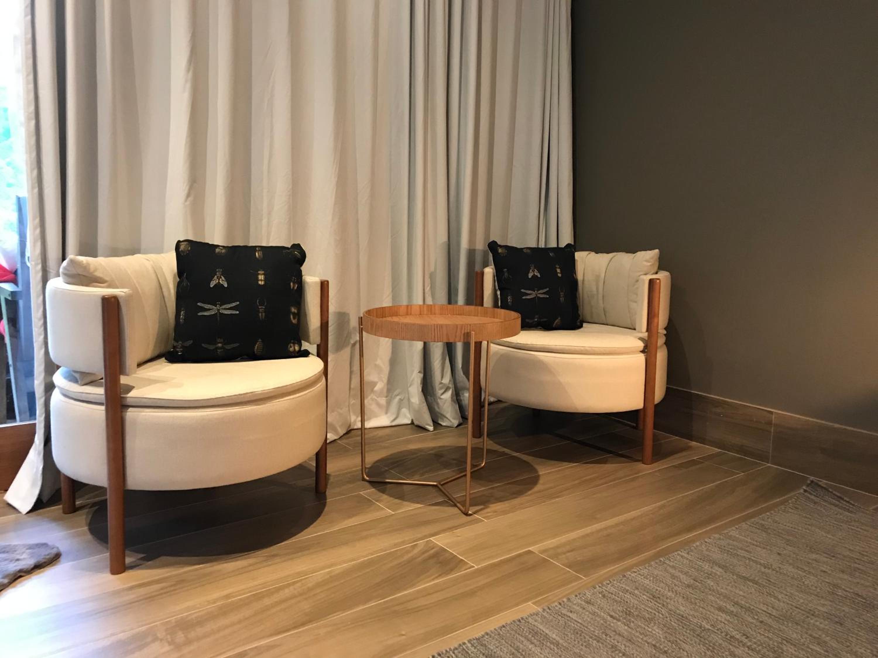 King Suite with Balcony photo 1