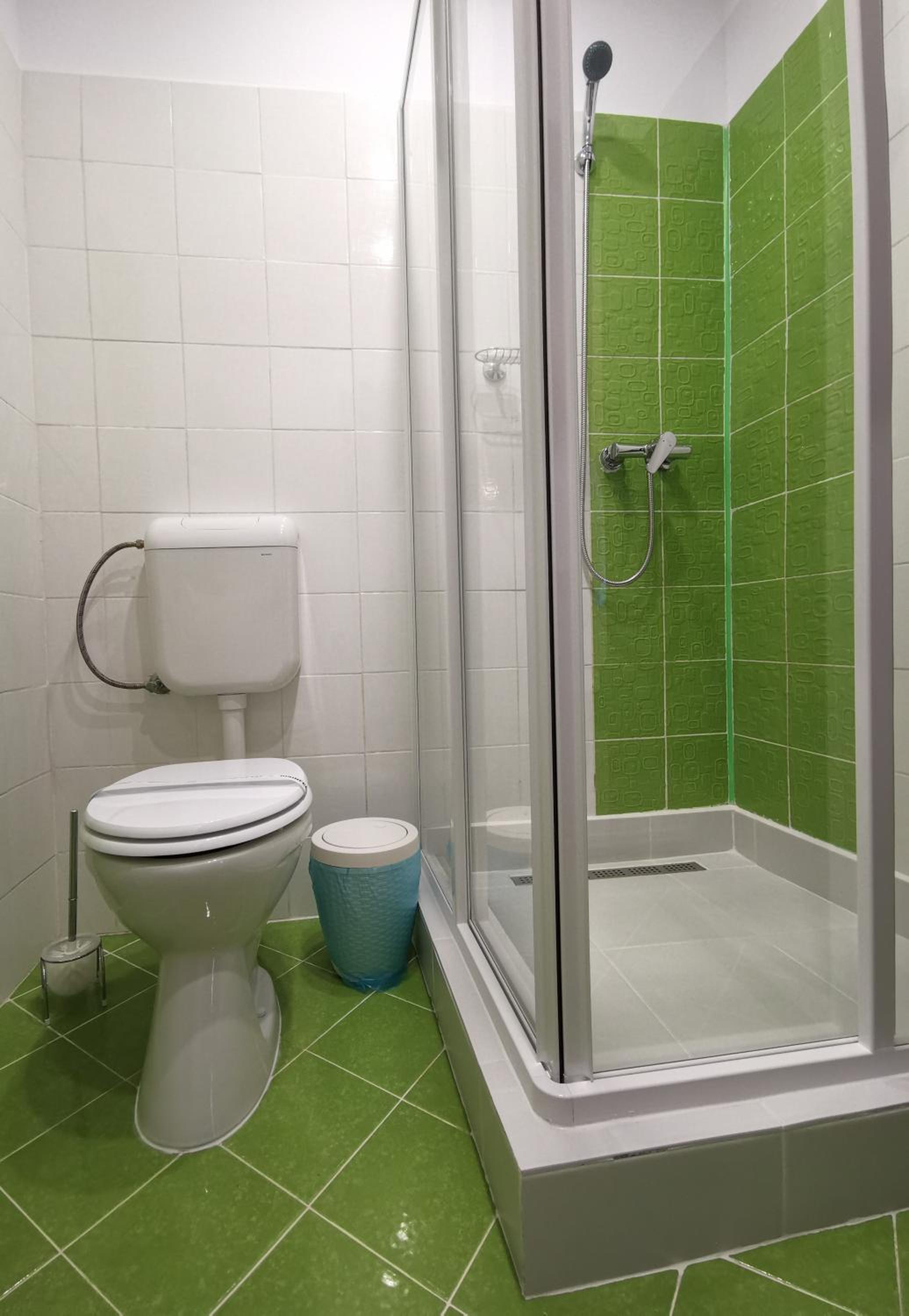 Double Room - Photo 12