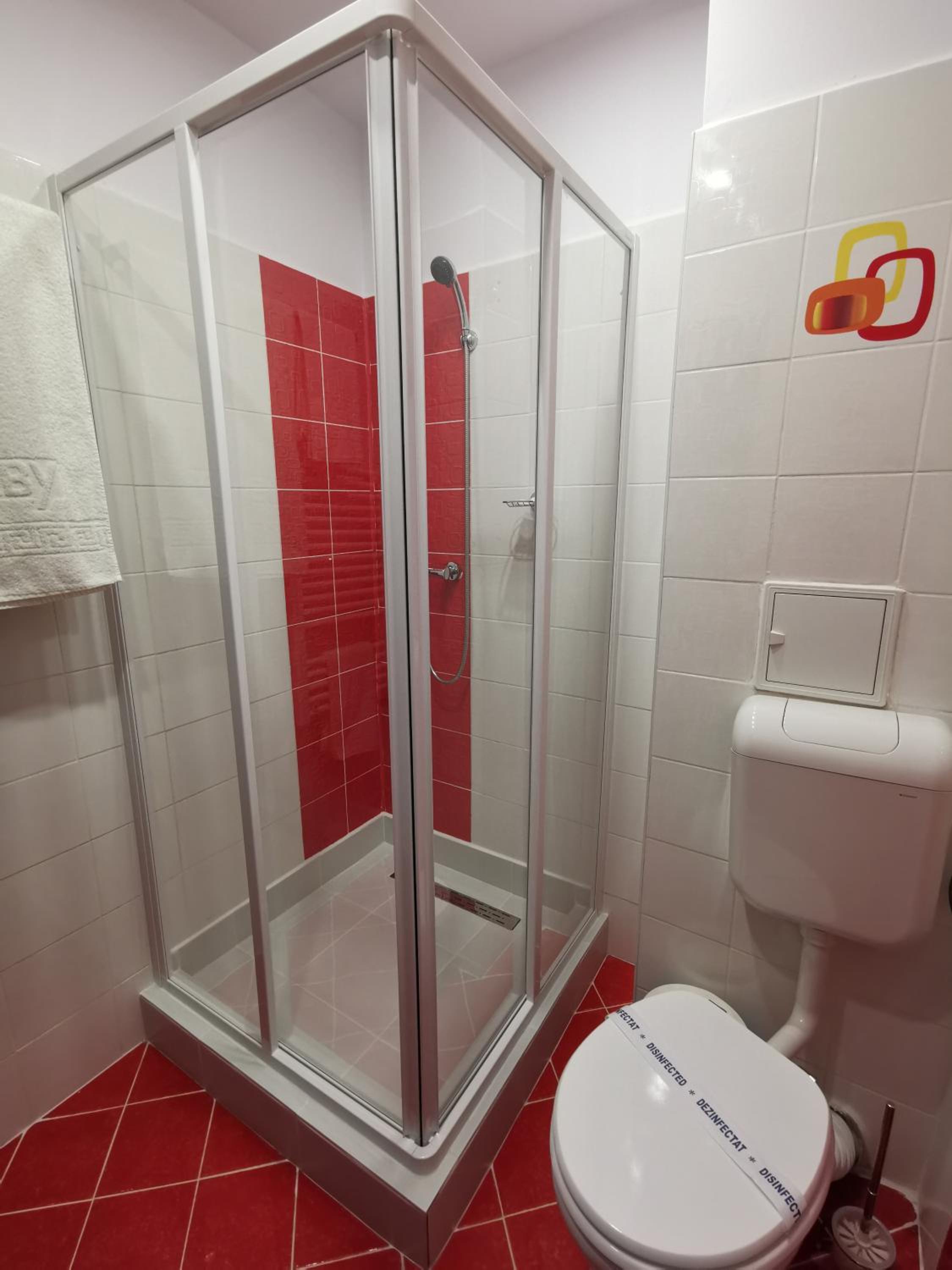 Double Room - Photo 6