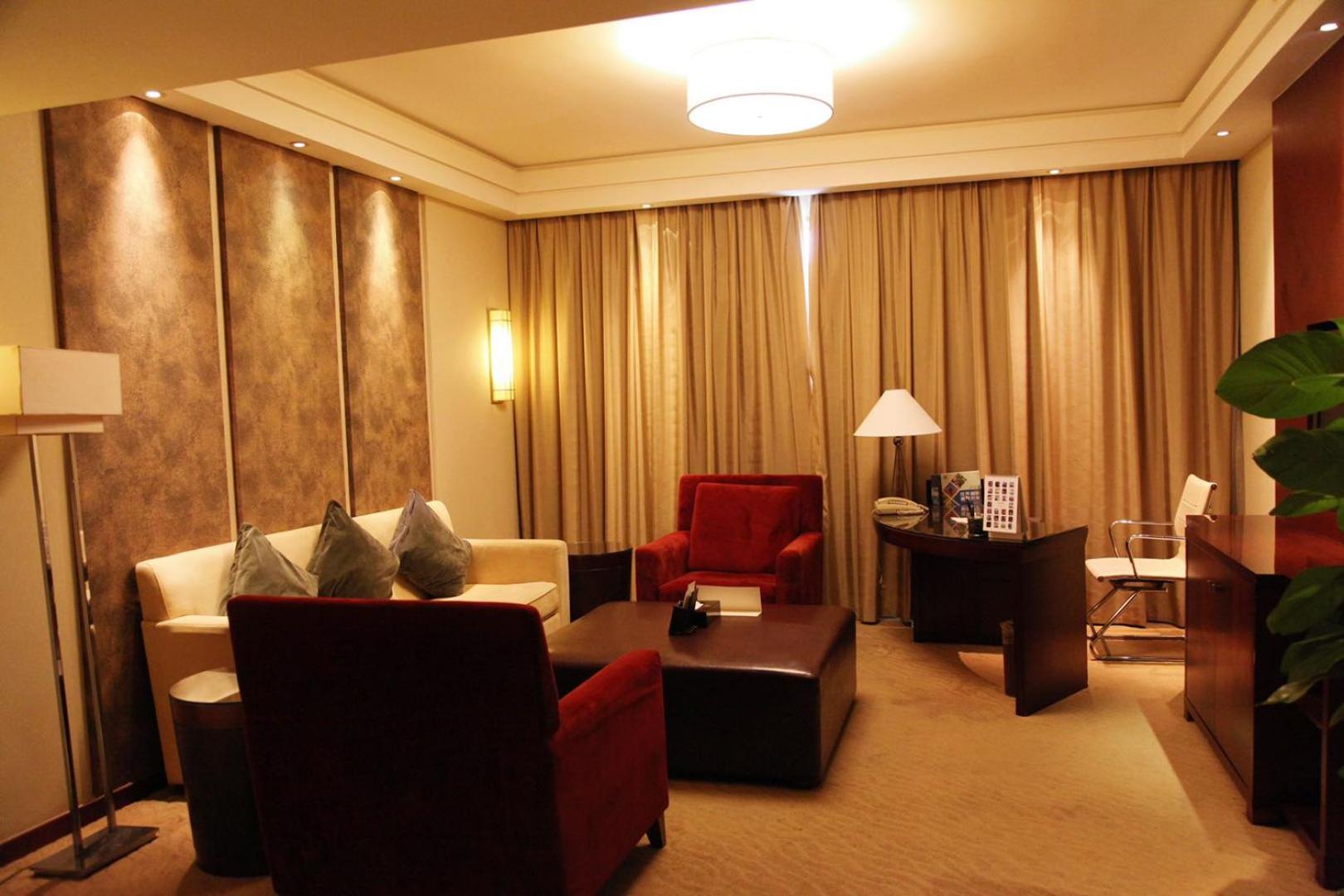 Deluxe Suite - Photo 4