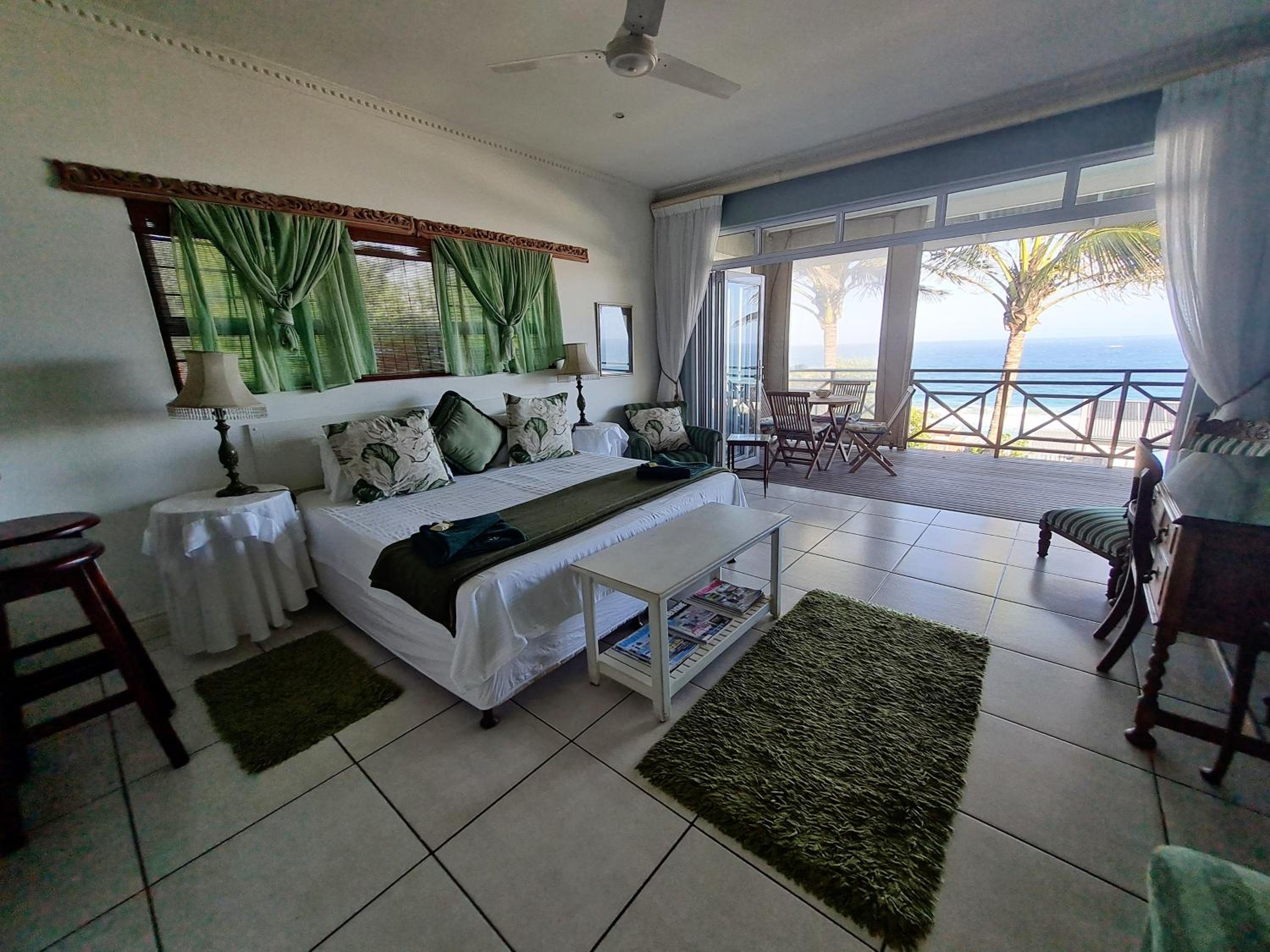Green Suite with Balcony and Sea View photo 1