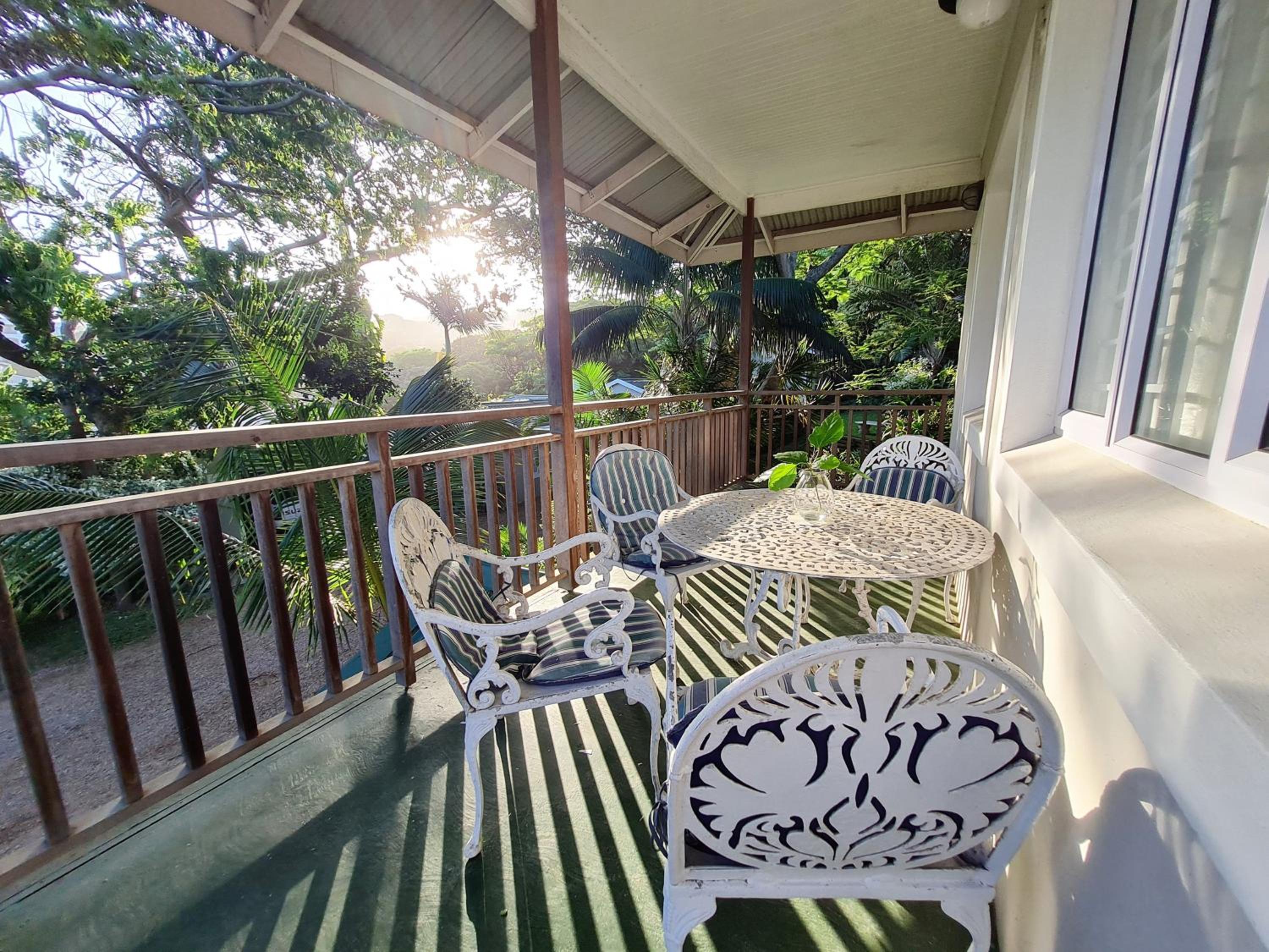 Tree Tops Unit 1 with Balcony and Garden View photo 2
