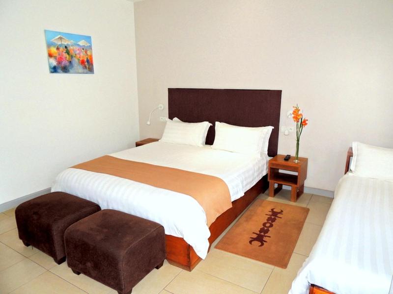 Triple Room