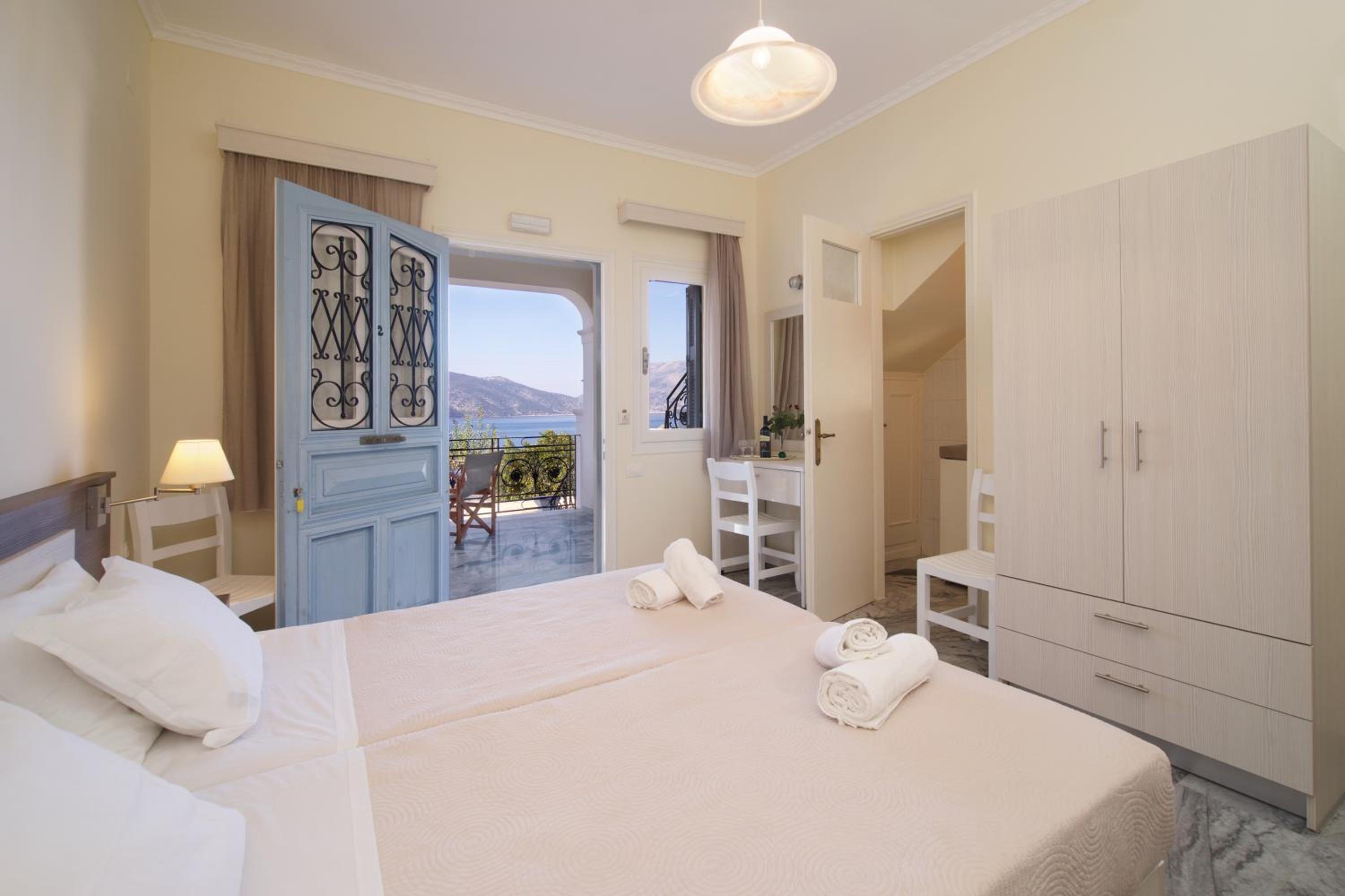 Studio with Sea View photo 2