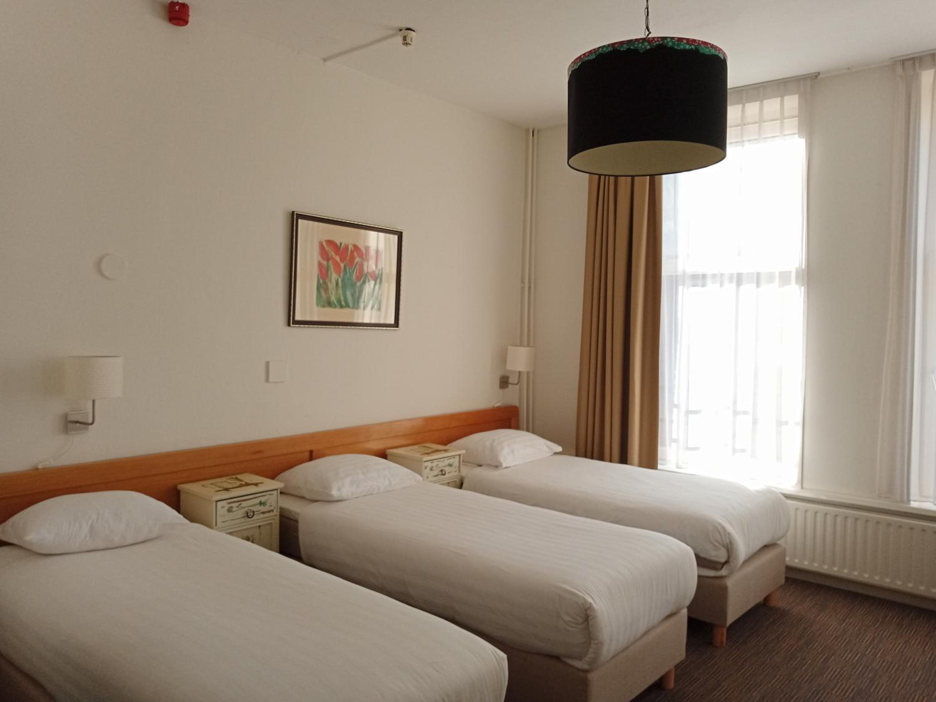 Standard Triple Room photo 2