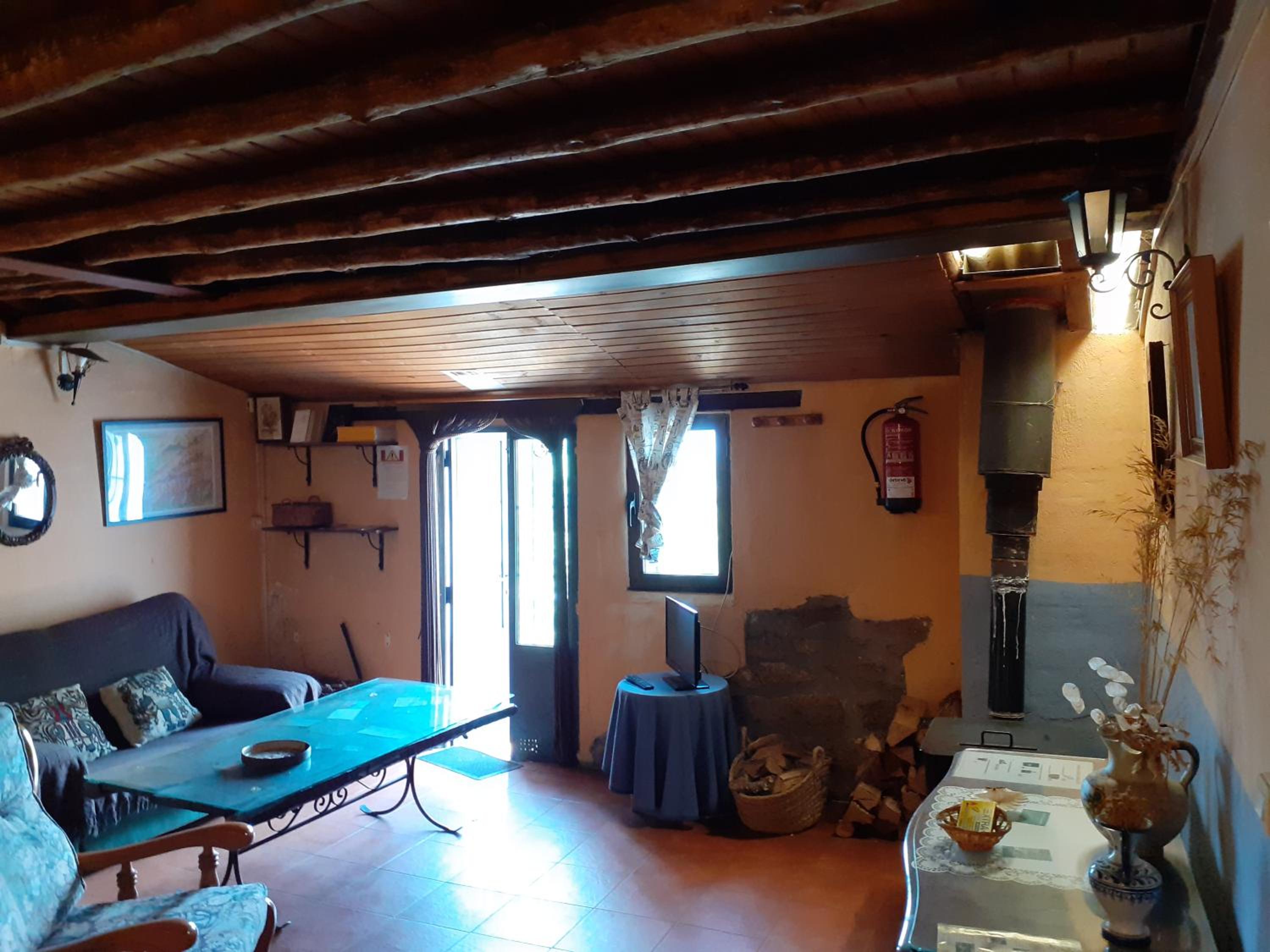 One-Bedroom House photo 2