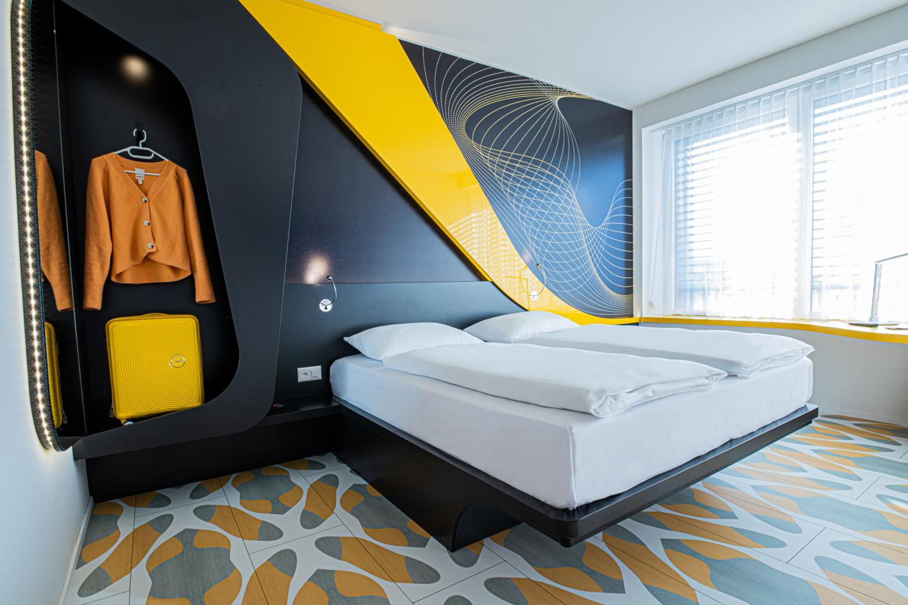 Comfort Design Room with a View - Photo 5
