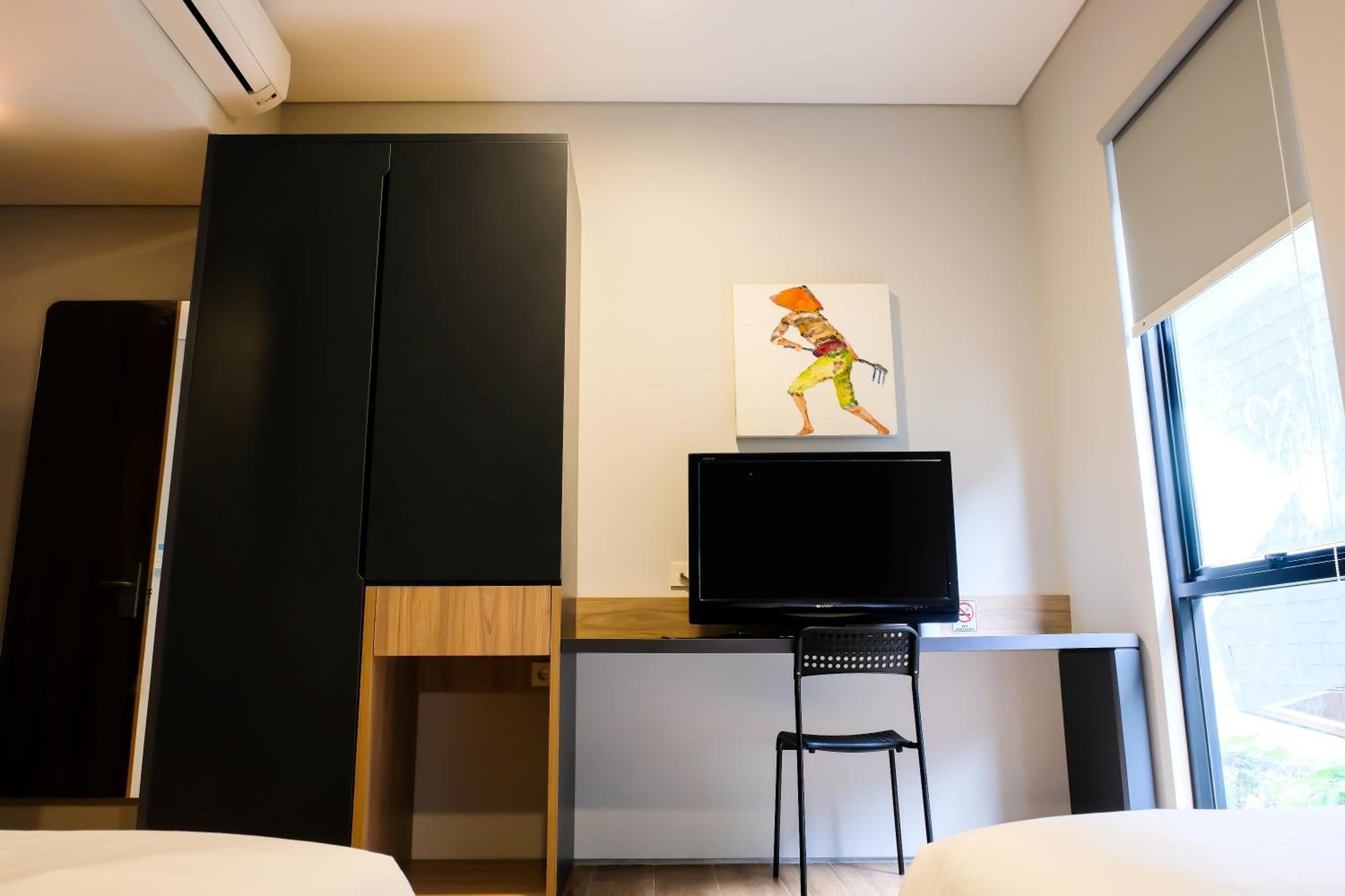 Small Double Room - Photo 3