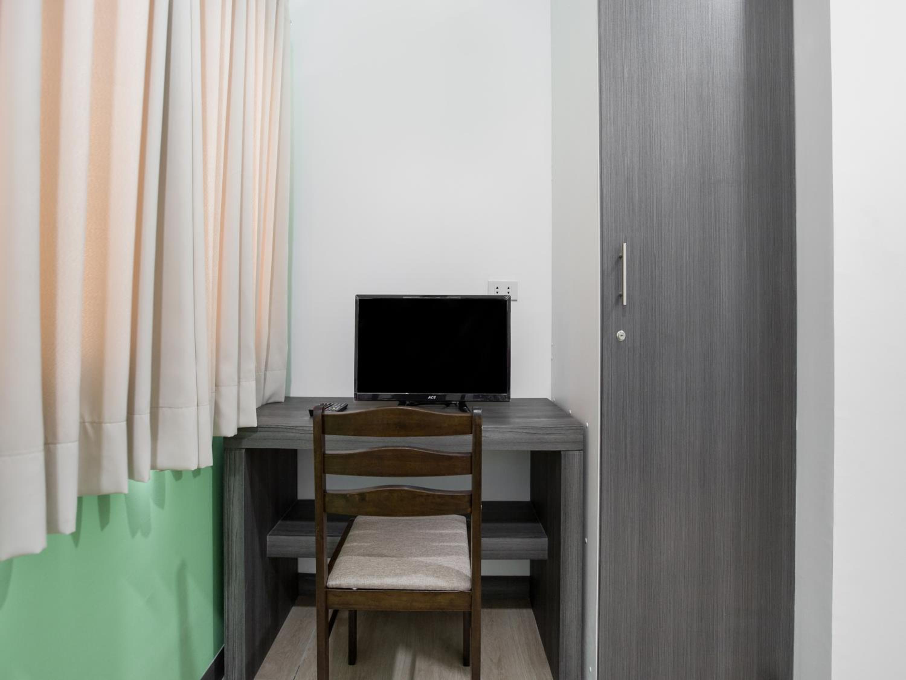 Standard Double Room - Photo 6