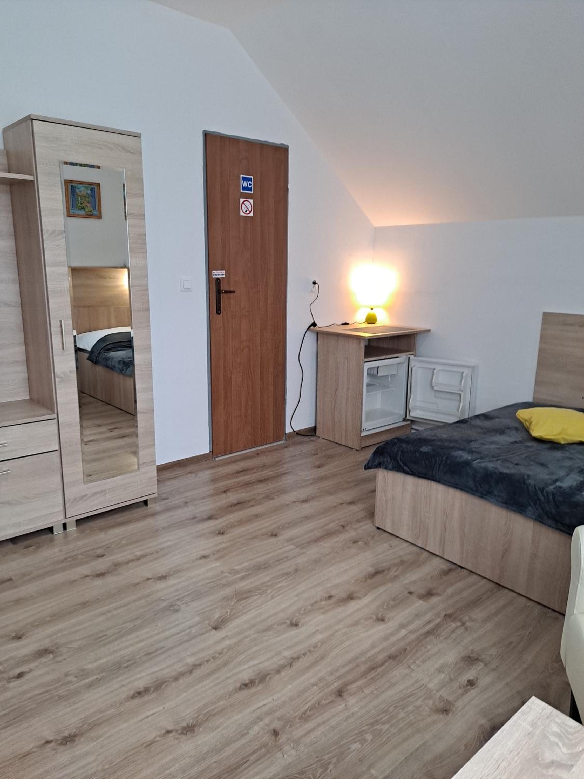 Triple Room with Private Bathroom photo 3