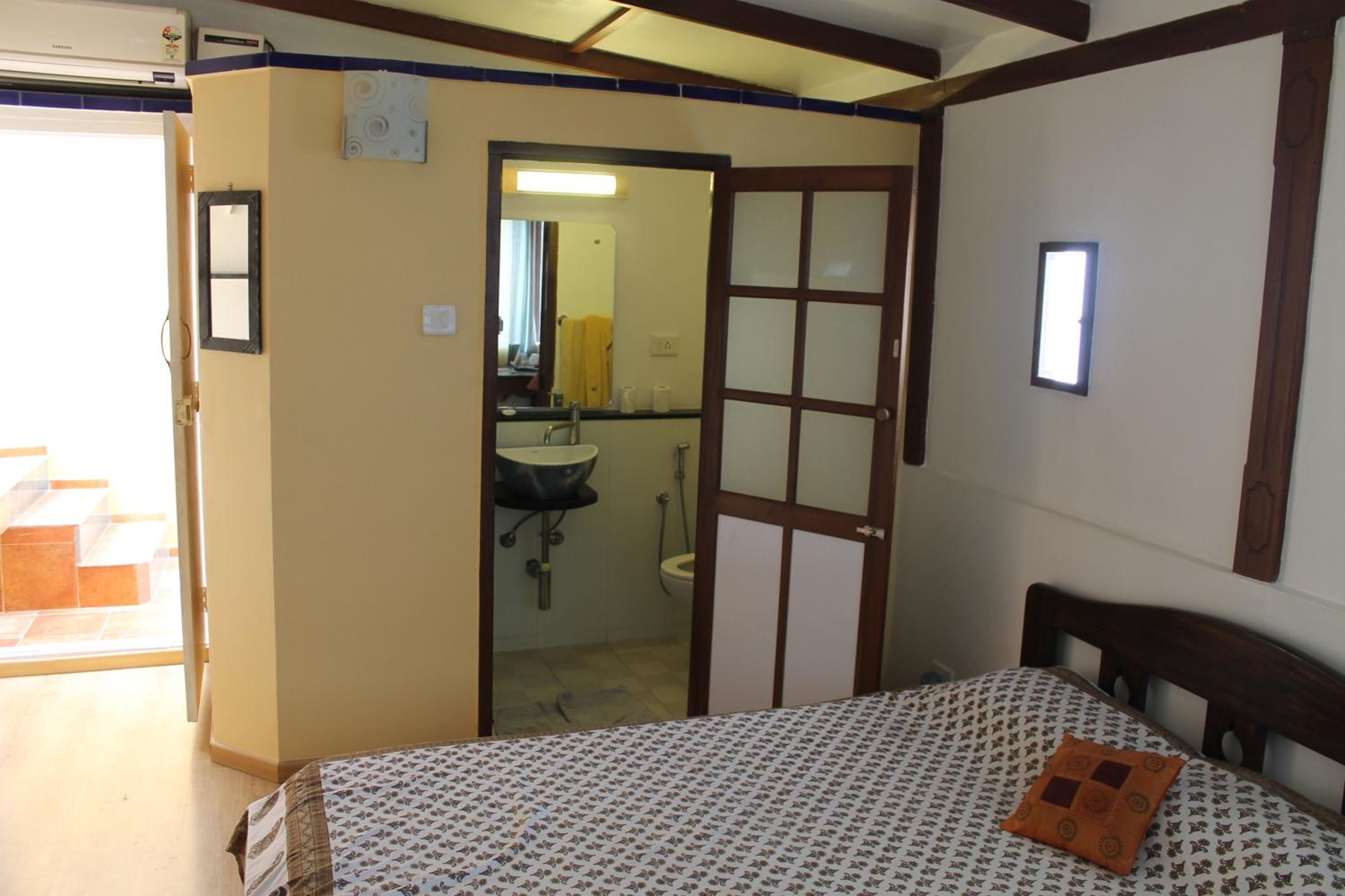Standard Room - Photo 6