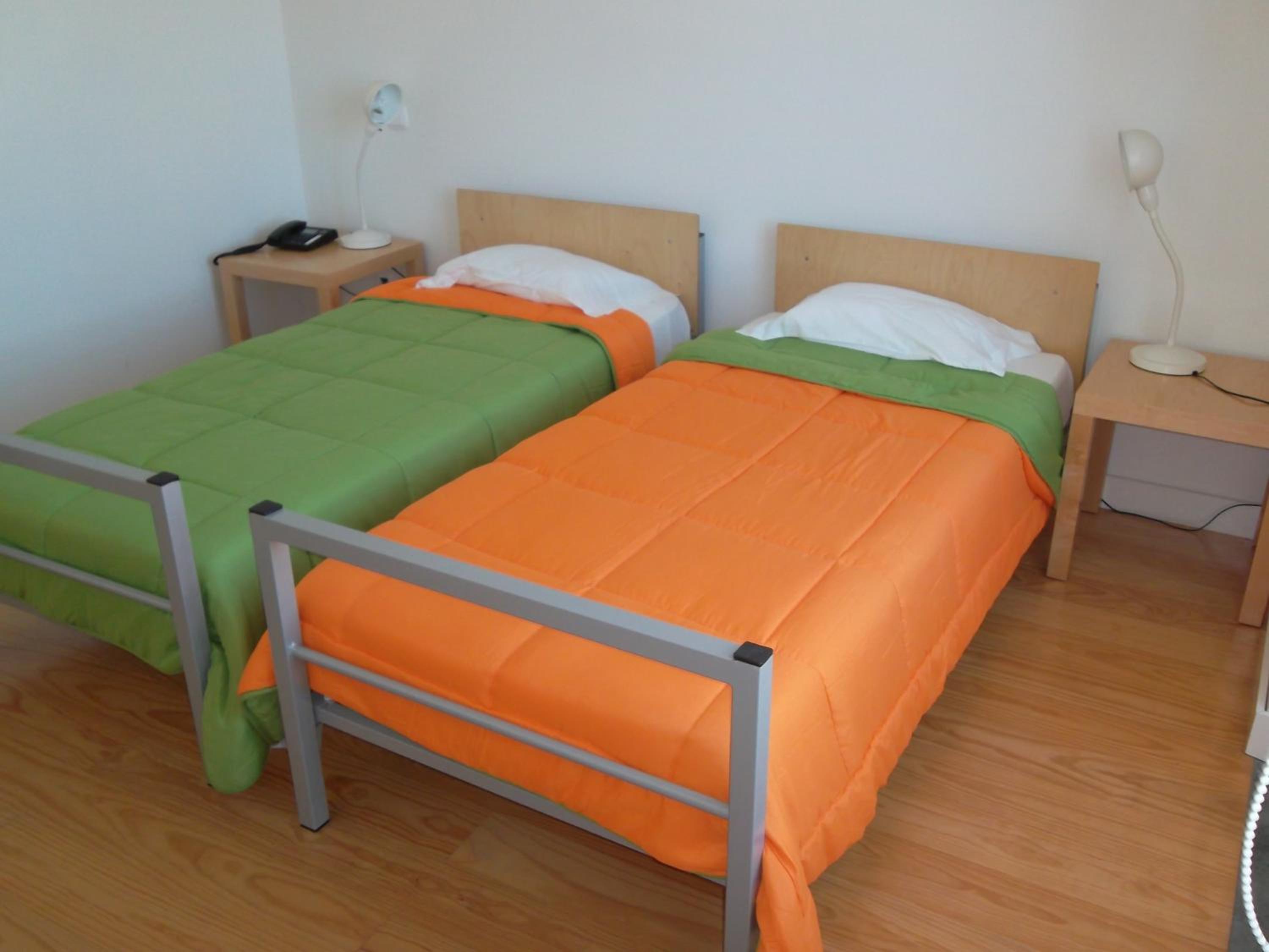 Twin Room with Private Bathroom photo 3