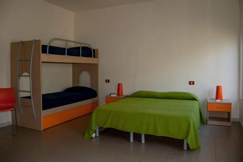 Economy Quadruple Room photo 1