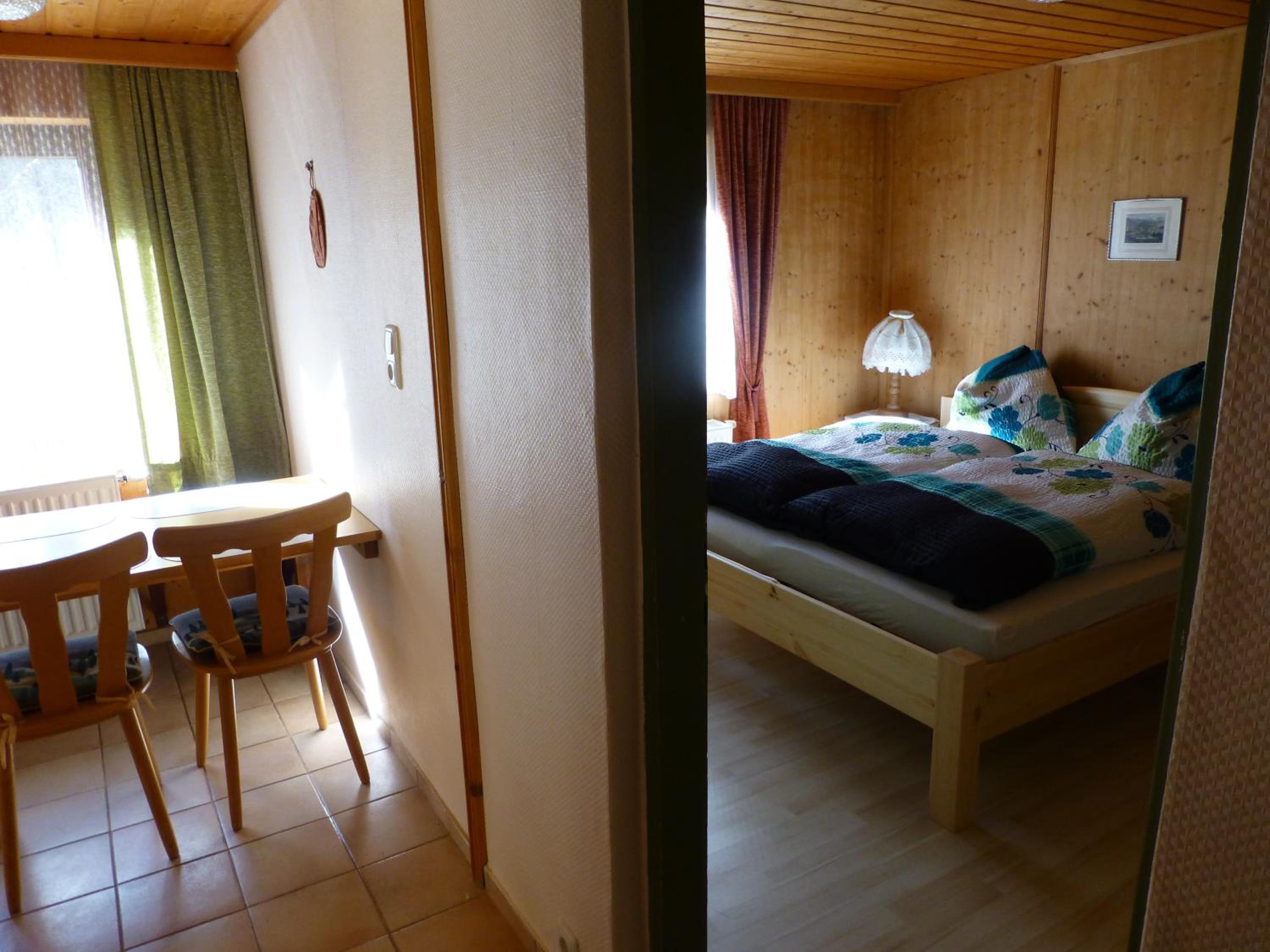 Classic One-Bedroom Apartment with Balcony photo 2