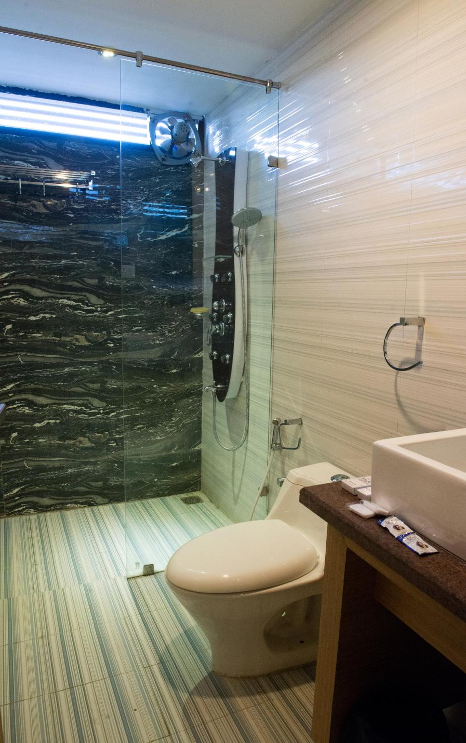 Club Suite - Photo 3
