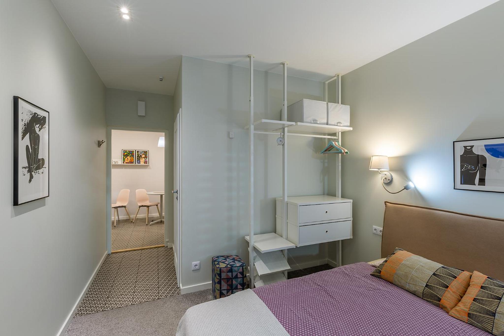 Double Room with Private Bathroom - Photo 9