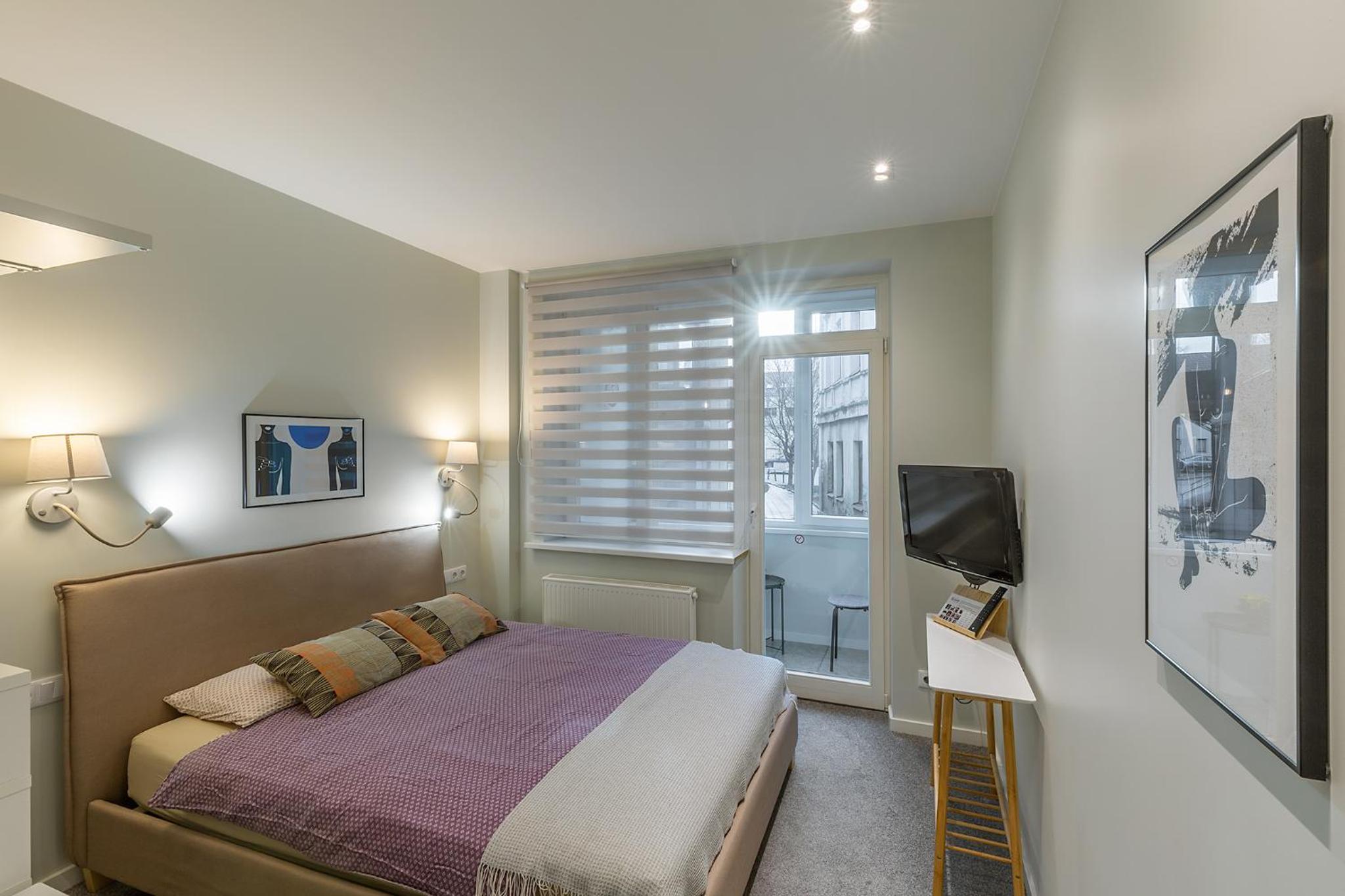 Double Room with Private Bathroom - Photo 17