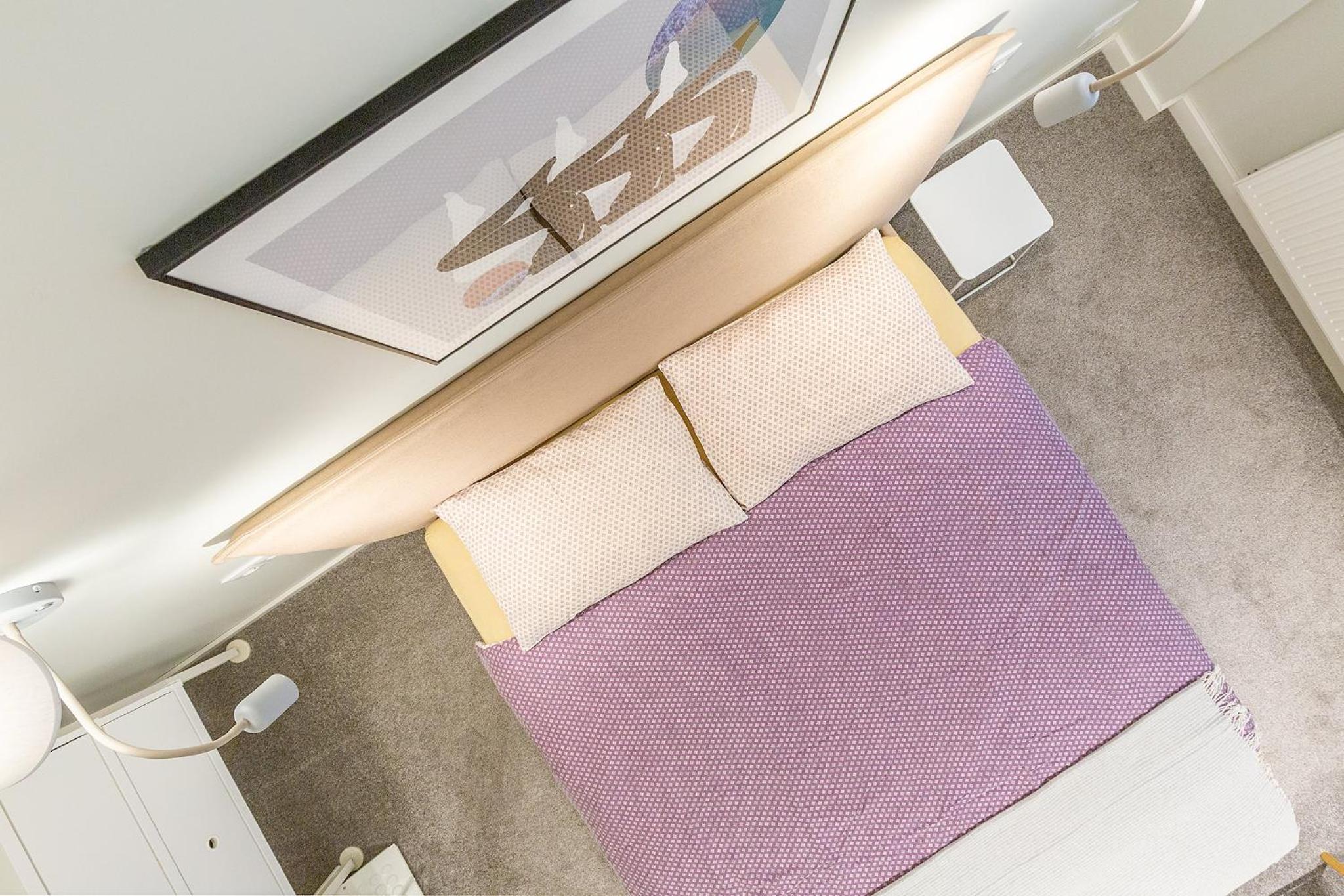 Double Room with Private Bathroom - Photo 12