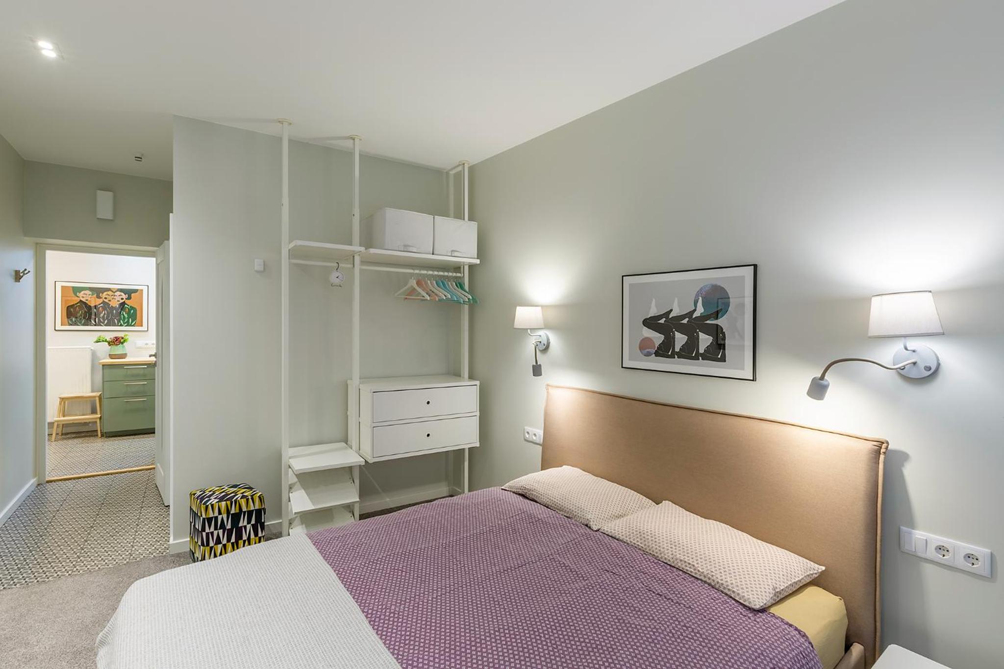 Double Room with Private Bathroom - Photo 18
