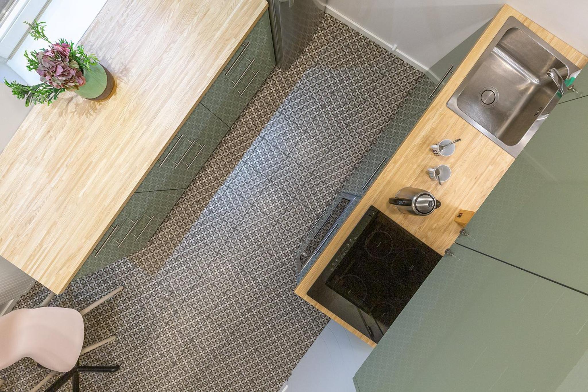 Double Room with Private Bathroom - Photo 8