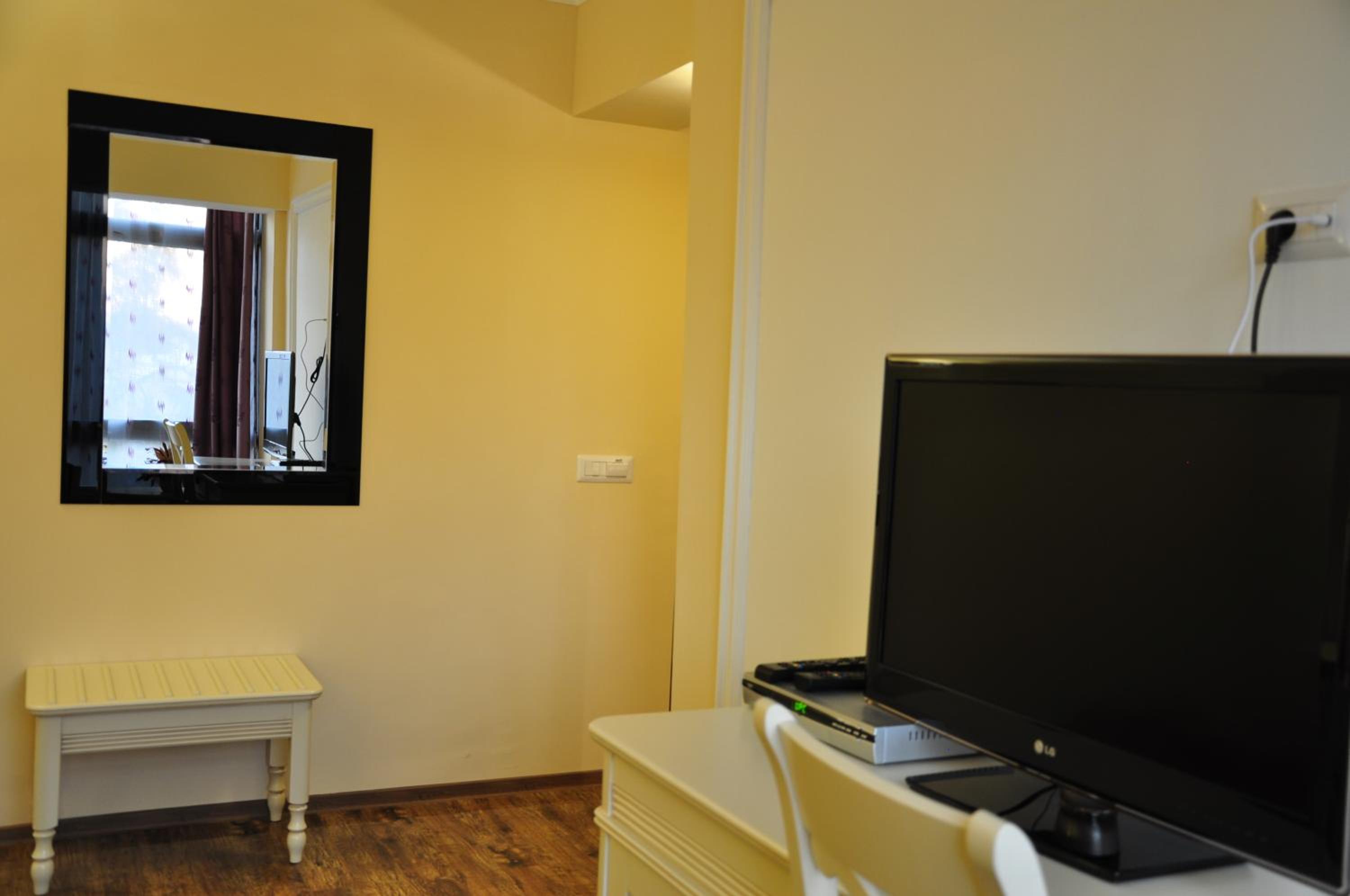 Superior Double or Twin Room photo 3