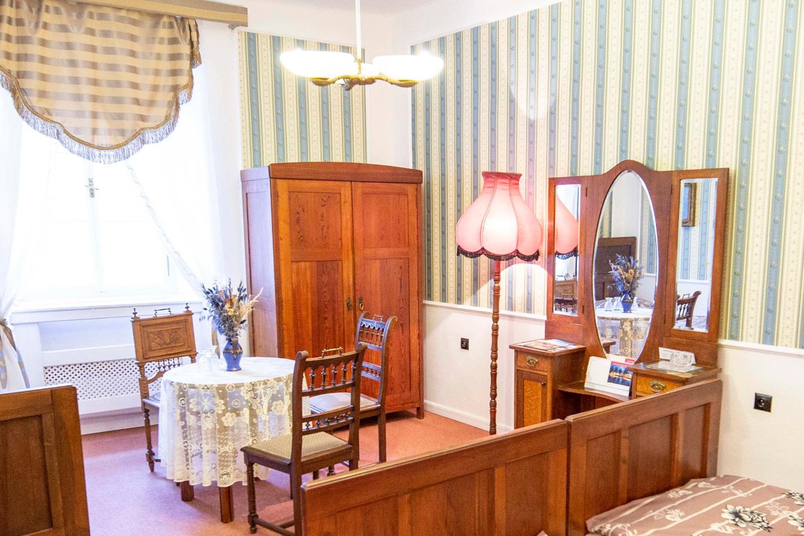 Triple Room with Shared Bathroom