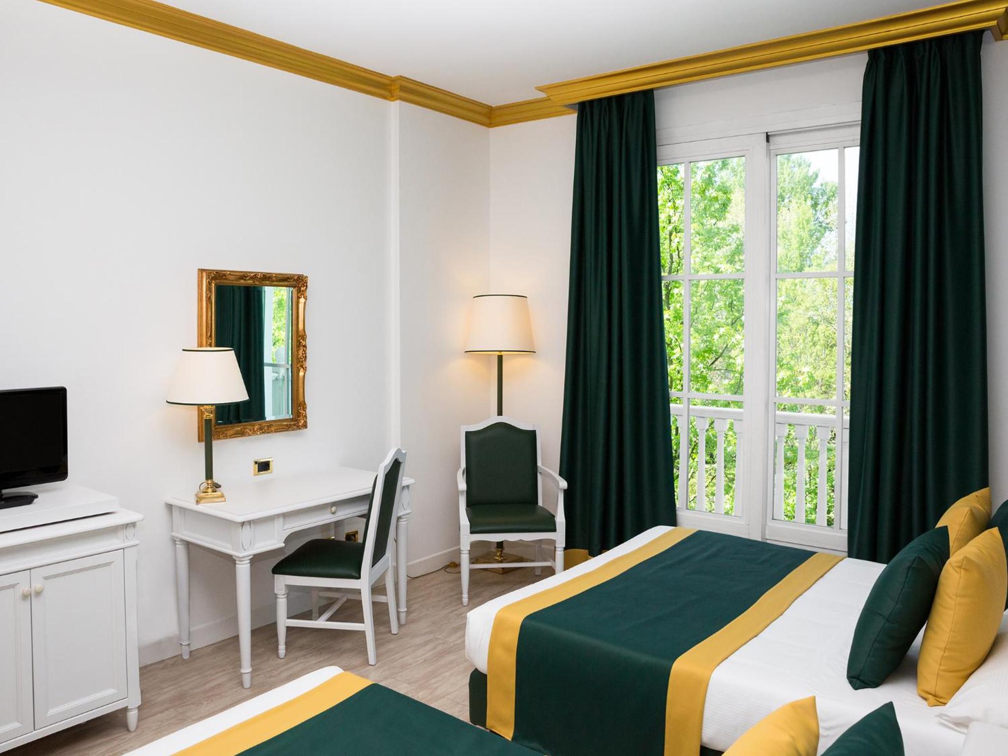 Double Room with two separate beds