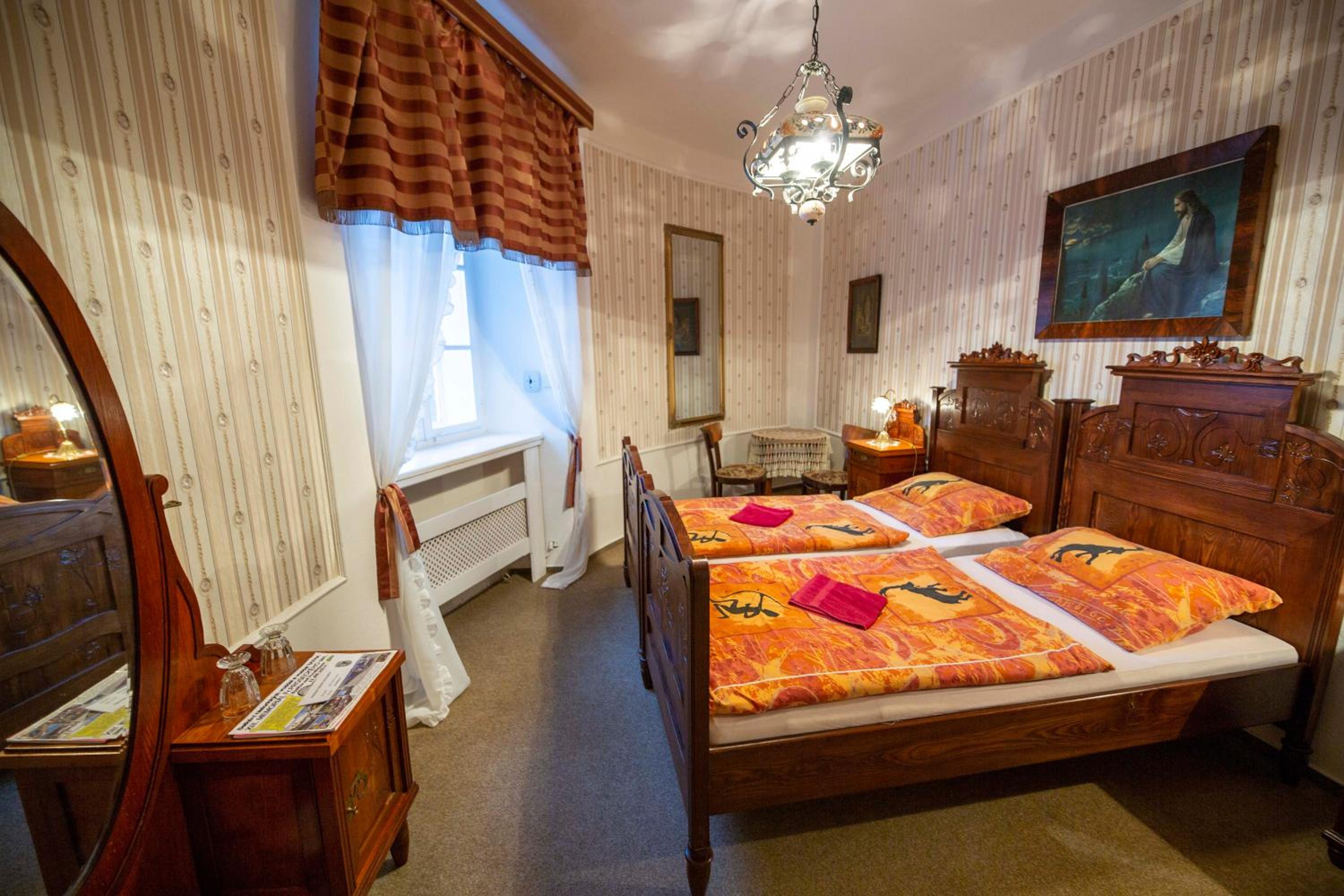Double Room with Shared Bathroom