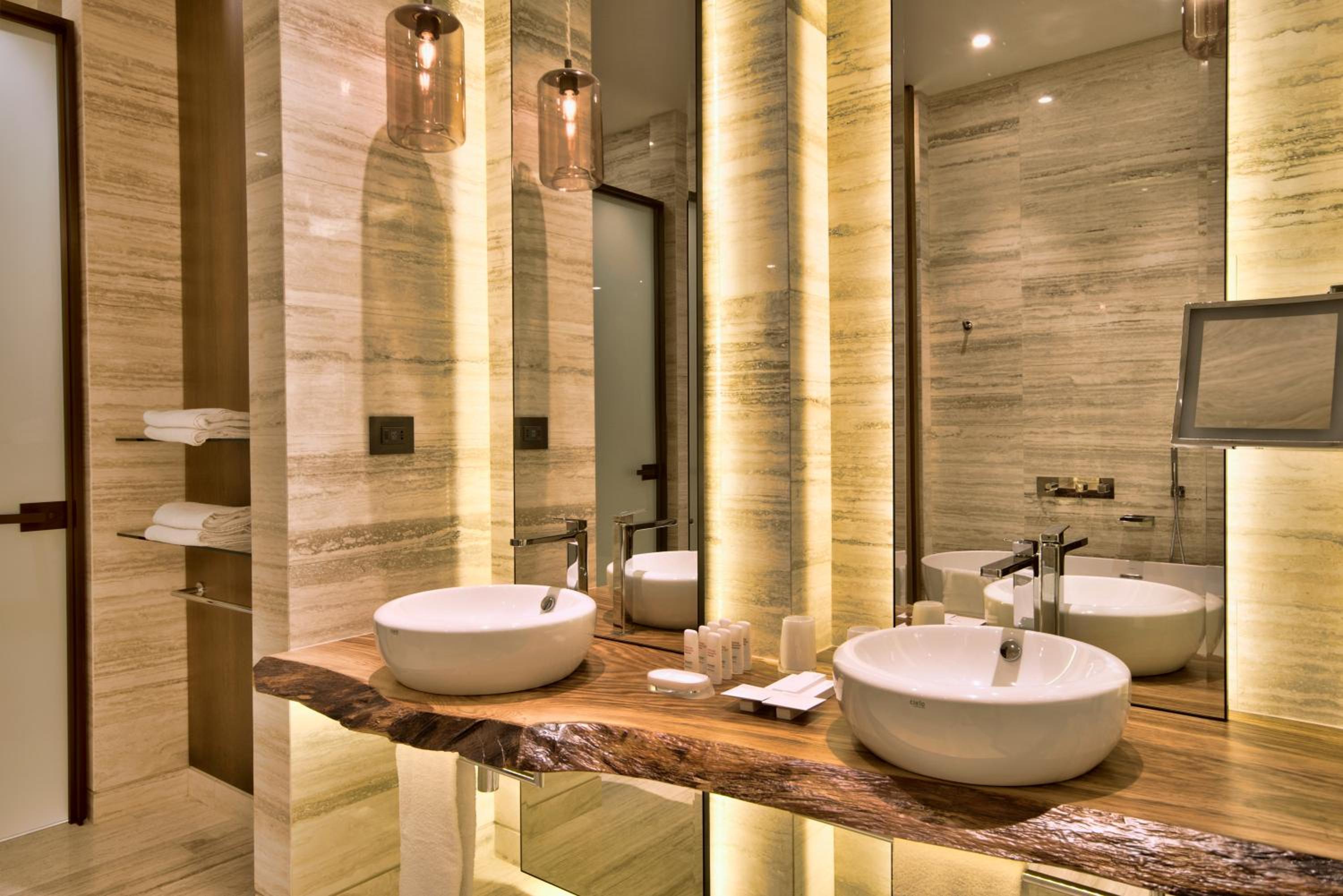 Sands Tower - Two-Bedroom Suite - Photo 2