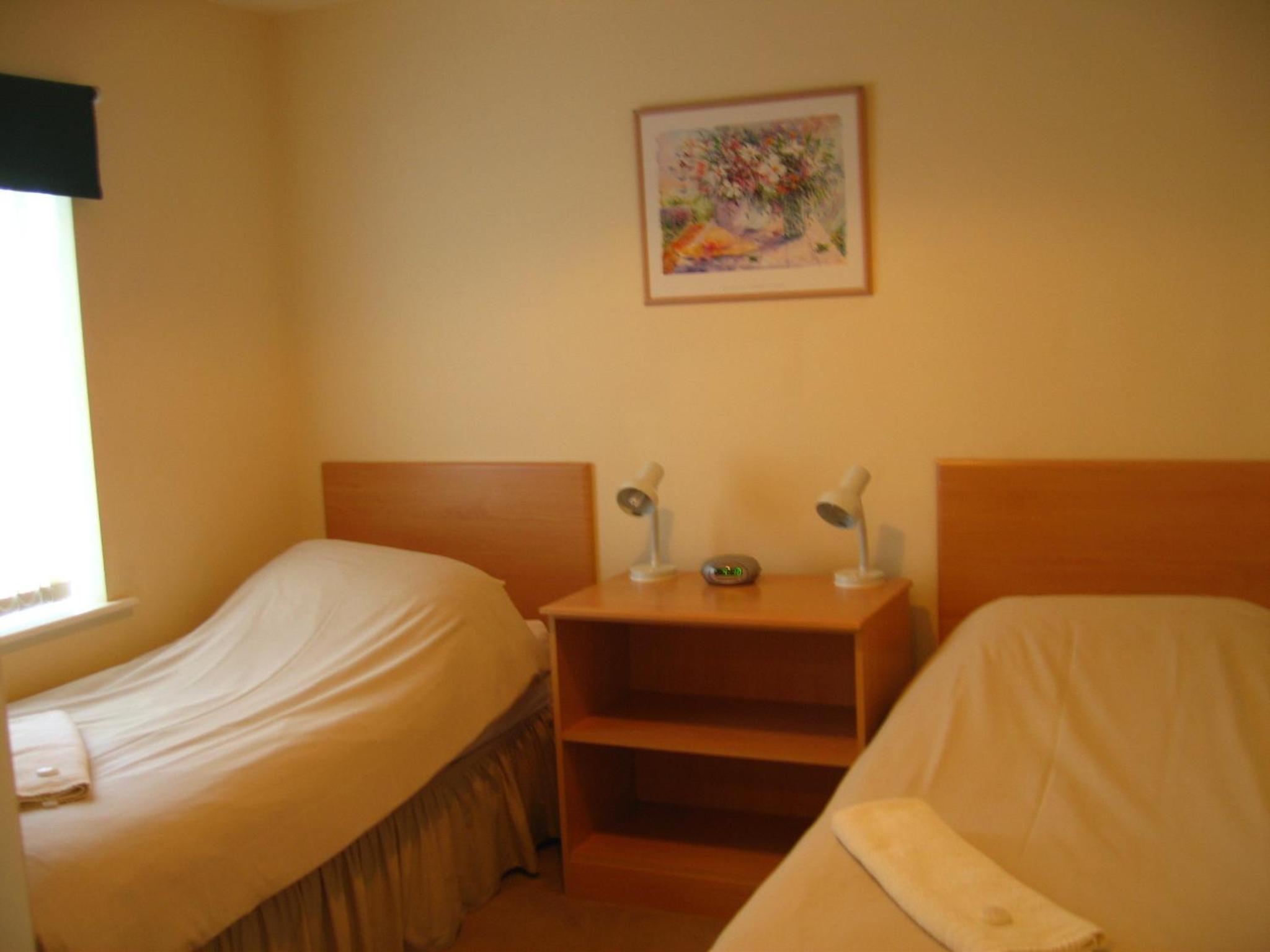 Two-Bedroom Apartment - Kingsley photo 3