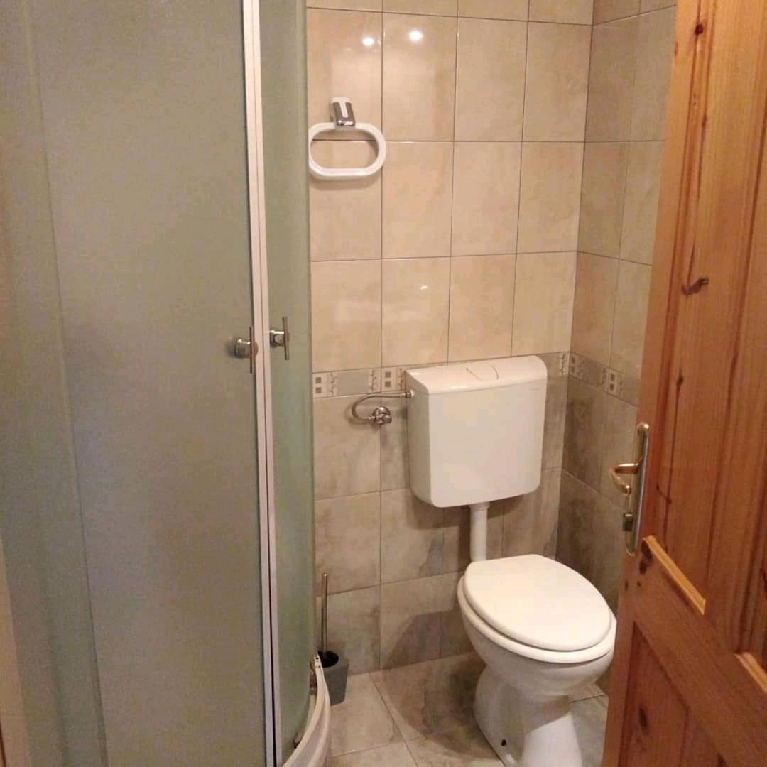 Two-Bedroom Apartment - Photo 4