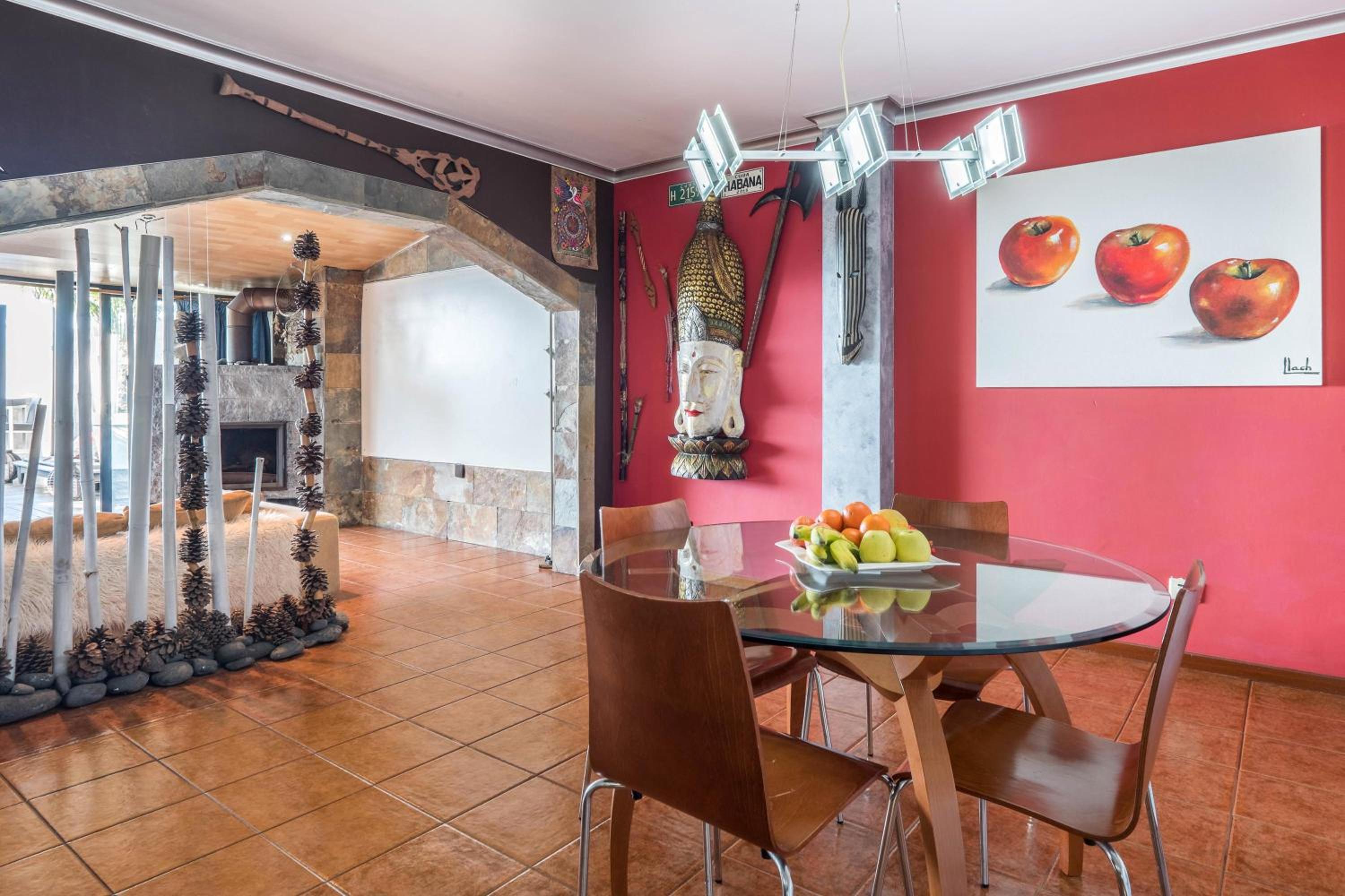Two-Bedroom Deluxe Apartment with Ocean View