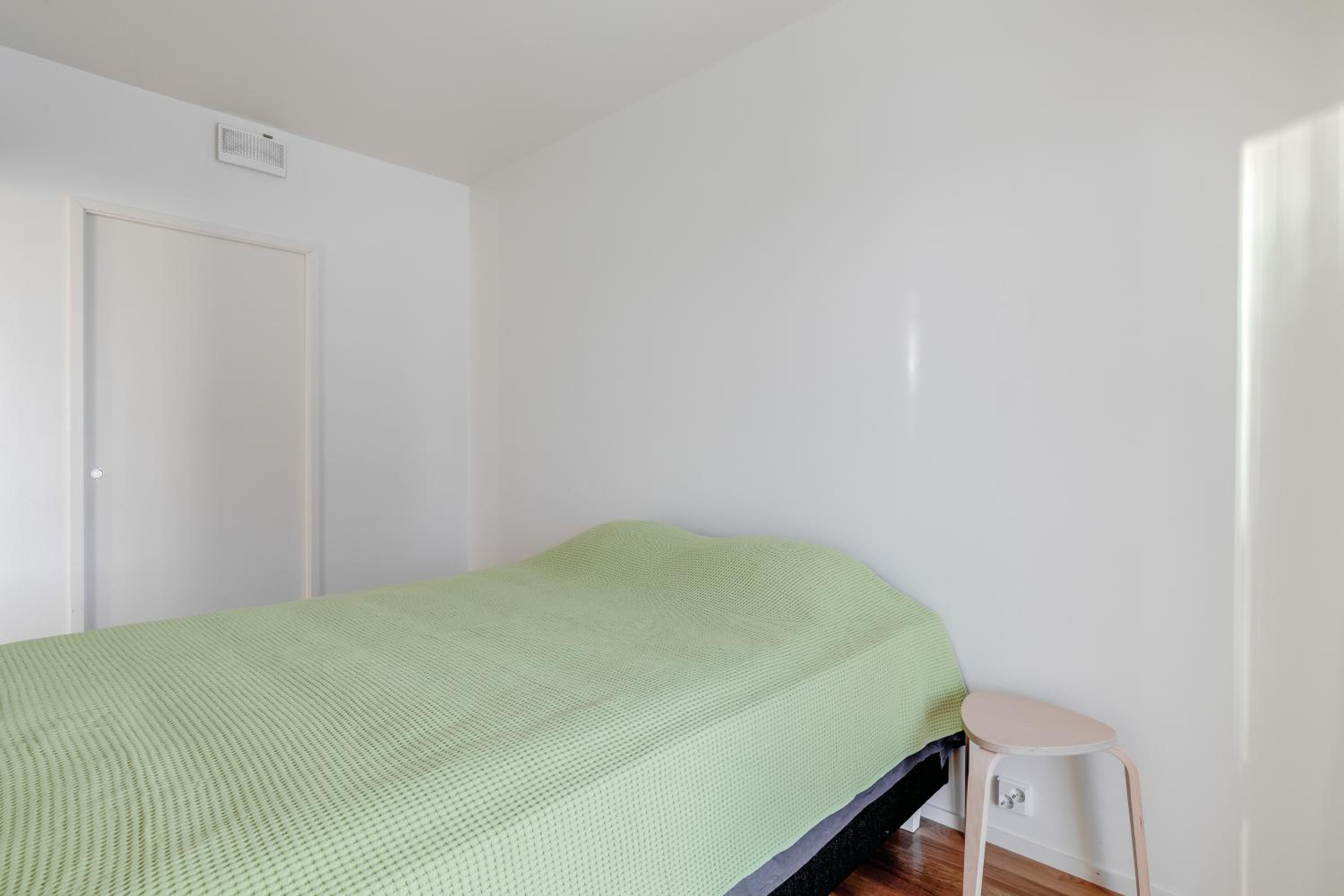 One-Bedroom Apartment photo 3