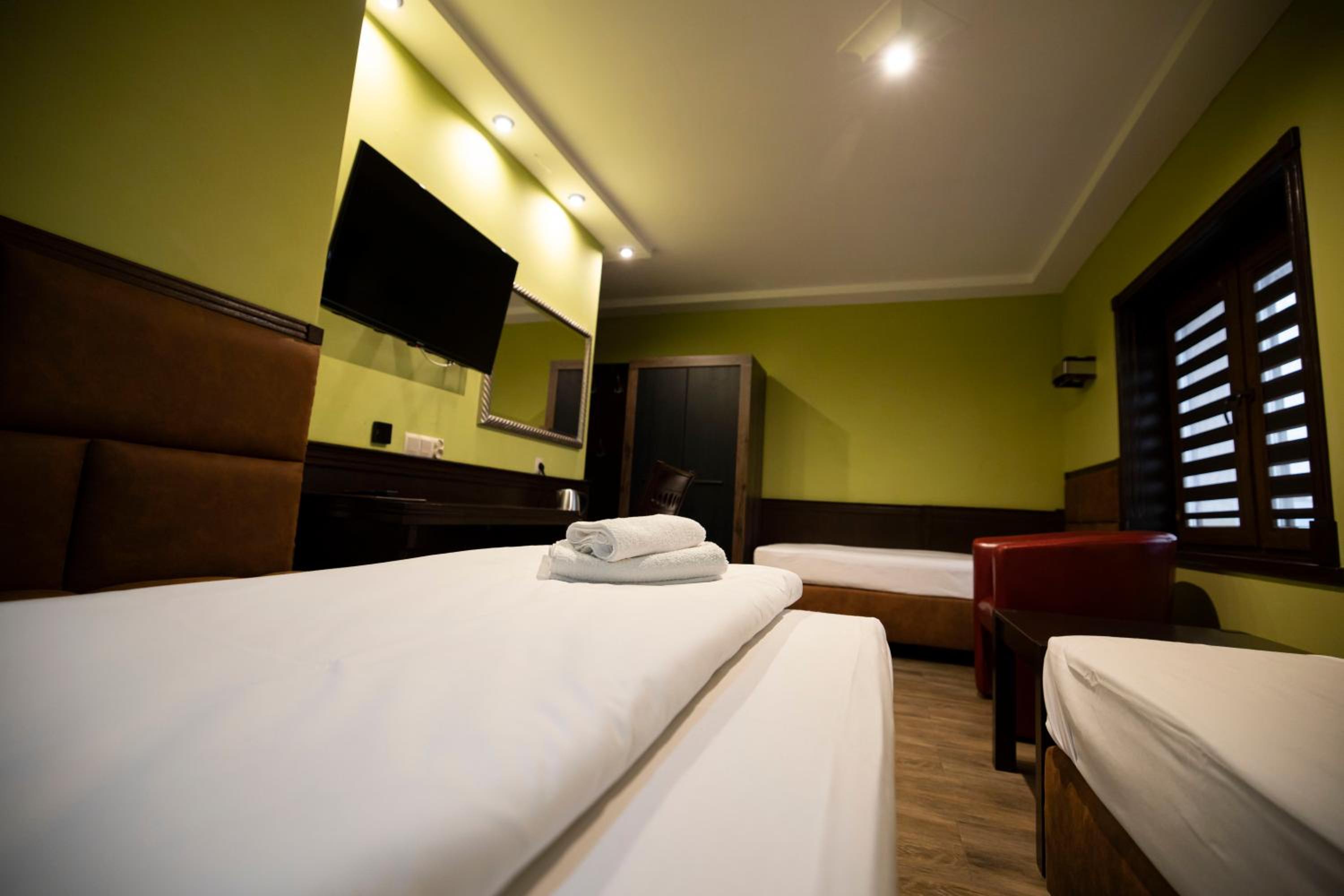 Triple Room photo 2