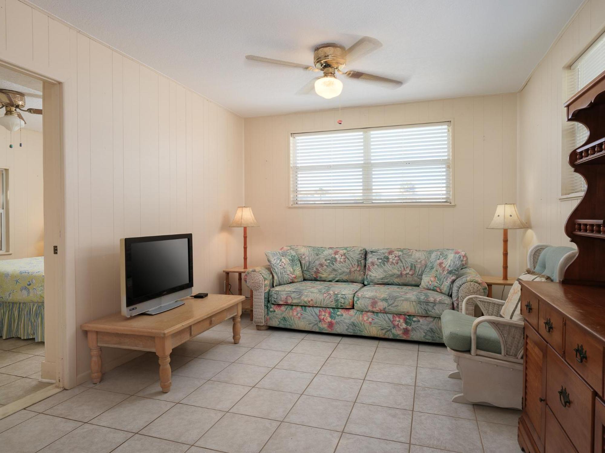 Two-Bedroom Apartment - Photo 1