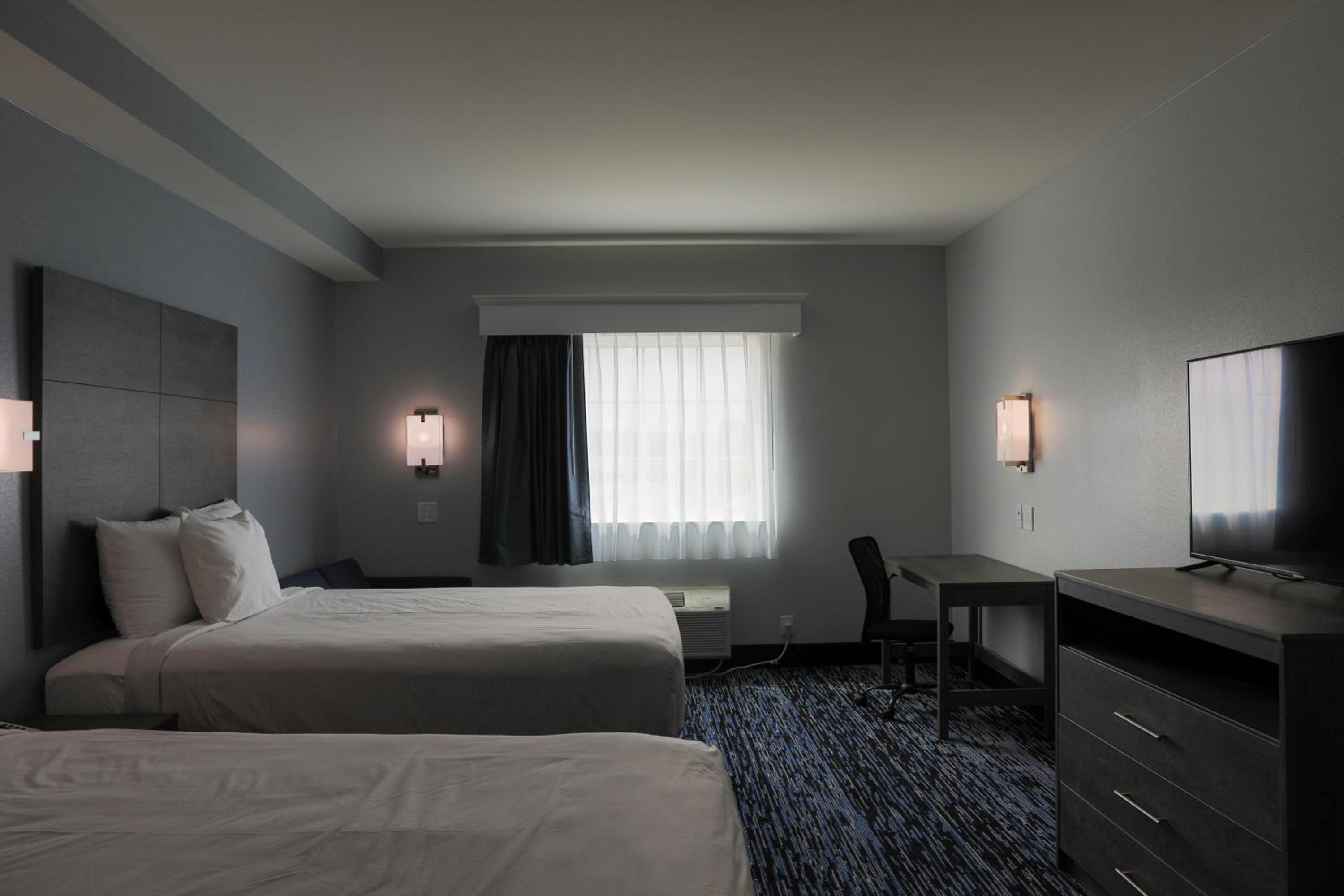 Queen Suite