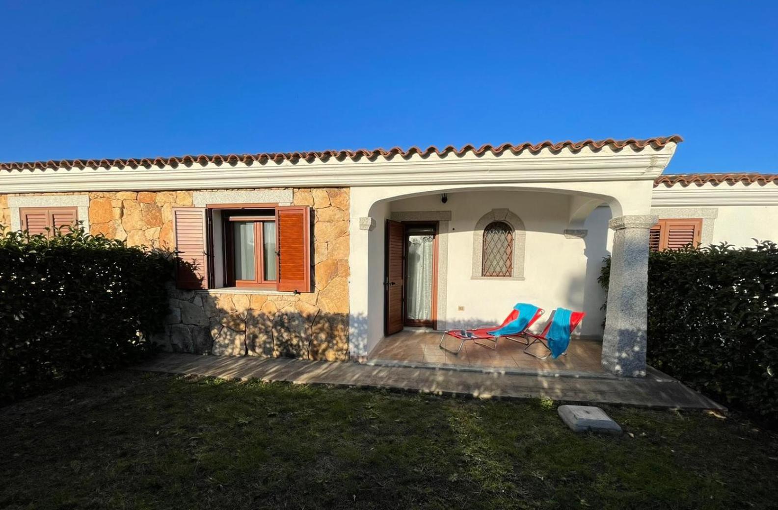 Two-Bedroom House photo 3