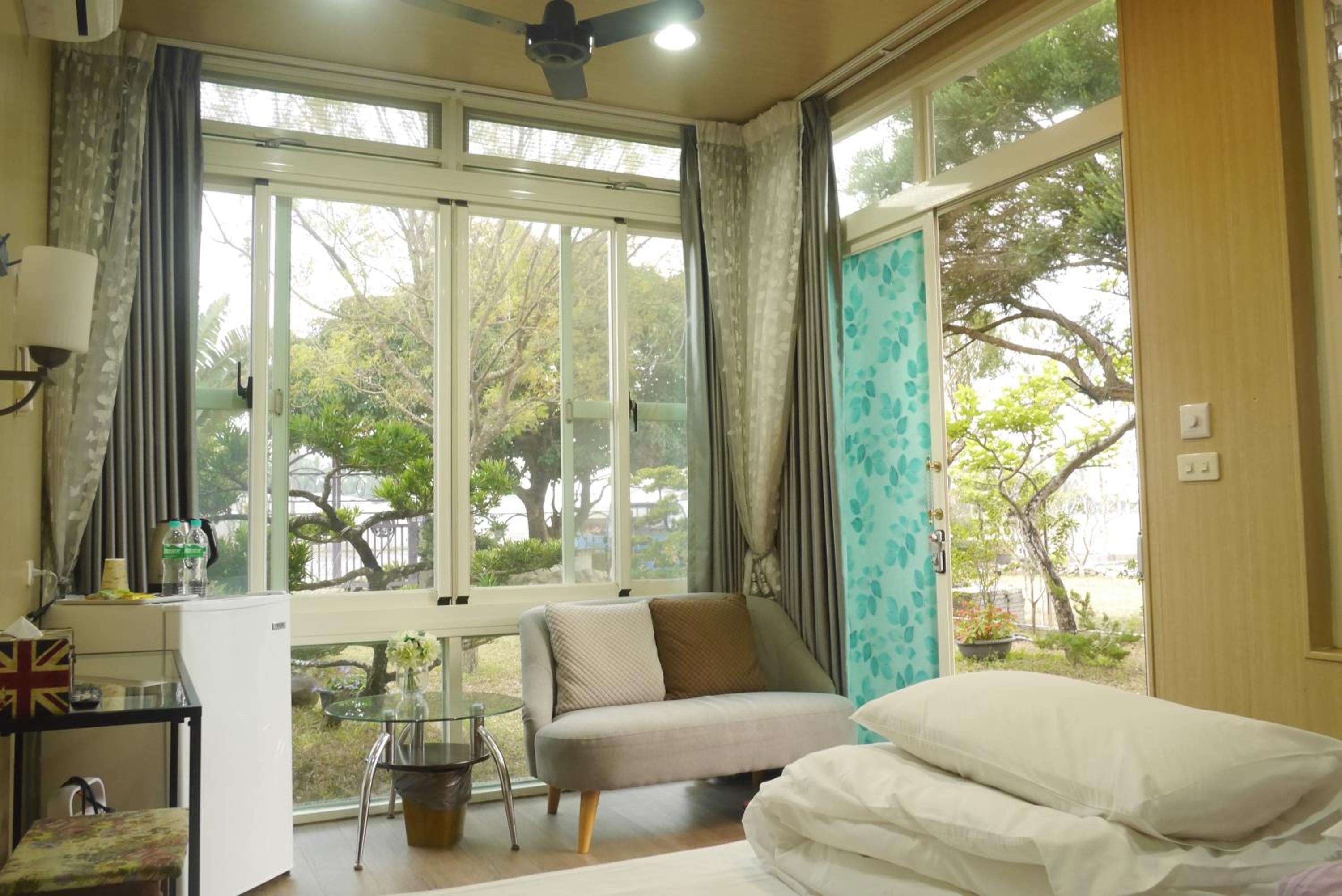 Budget Double Room photo 1