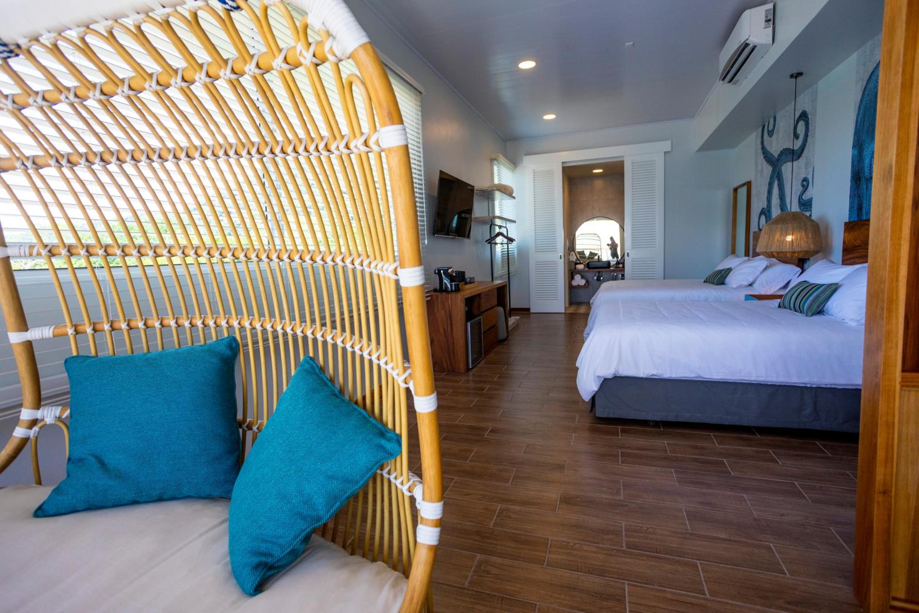 Twin Room - Photo 7