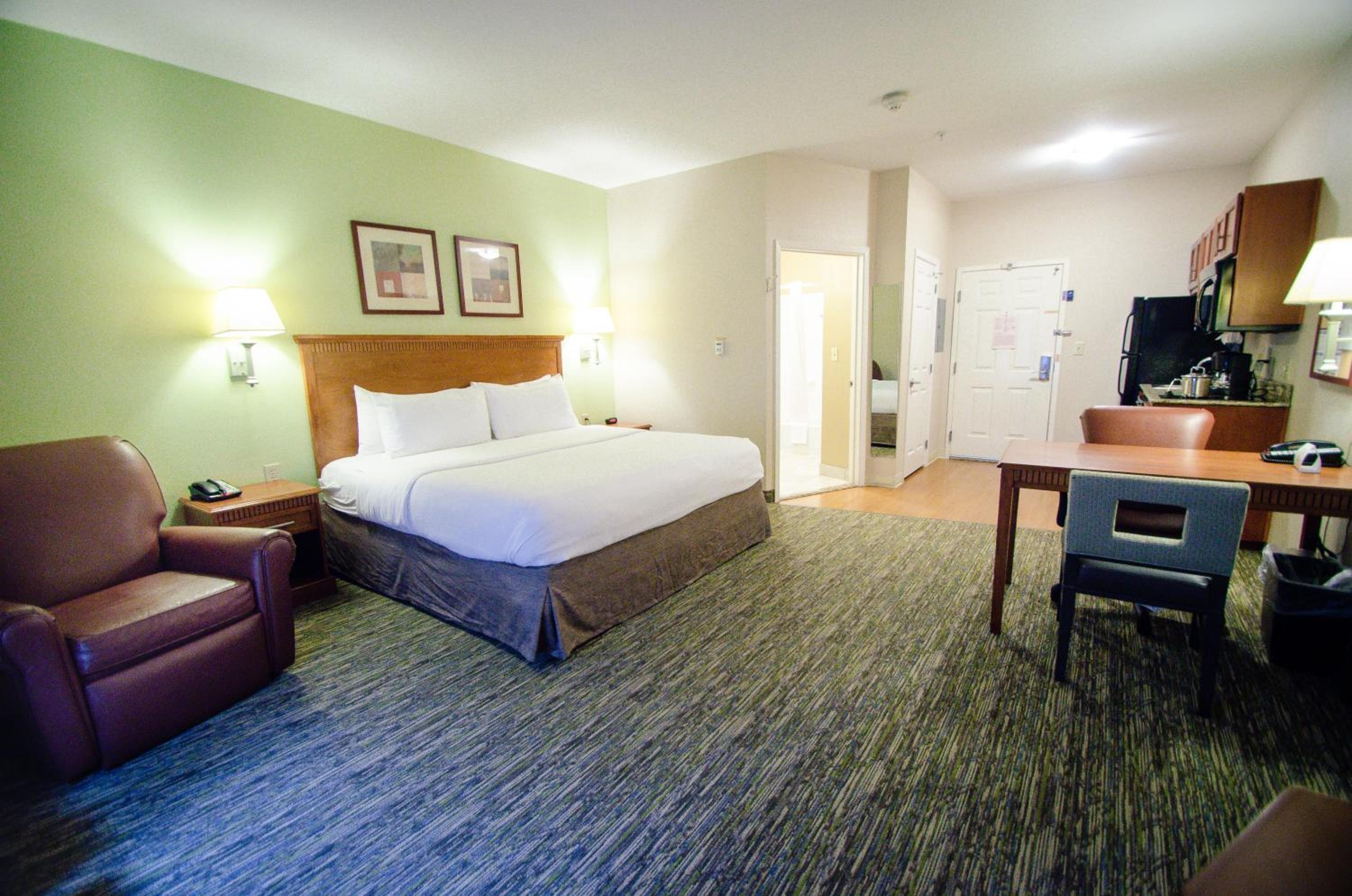 King Studio Suite - Photo 5