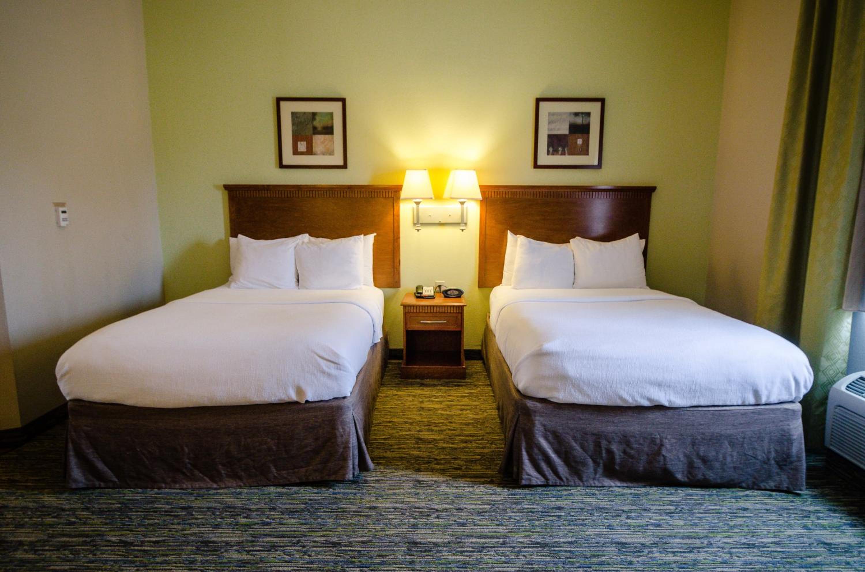 Twin Room - Mobility Access with Bath Tub - Photo 4
