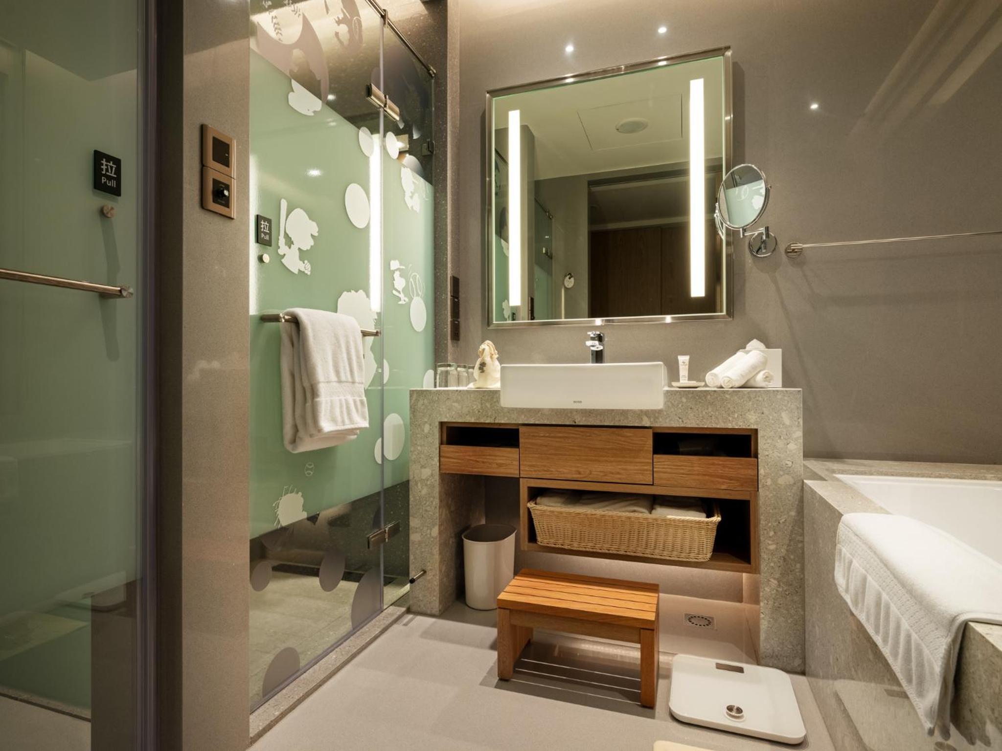 Triple Room with Balcony - Photo 5