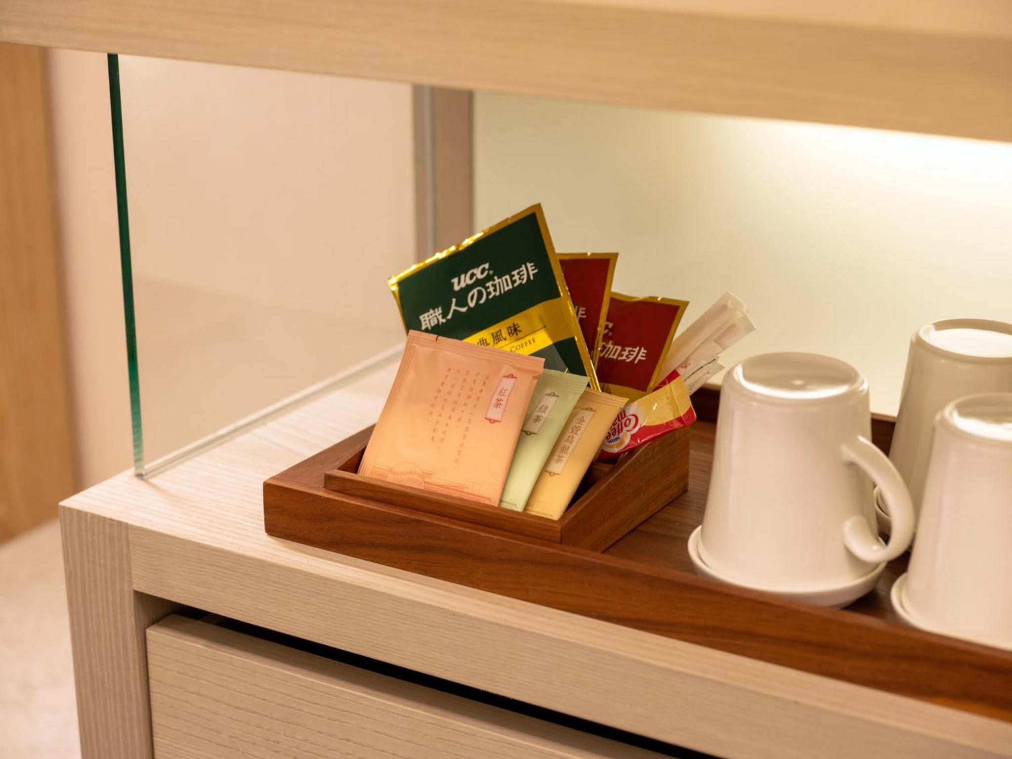 Triple Room with Balcony - Photo 4