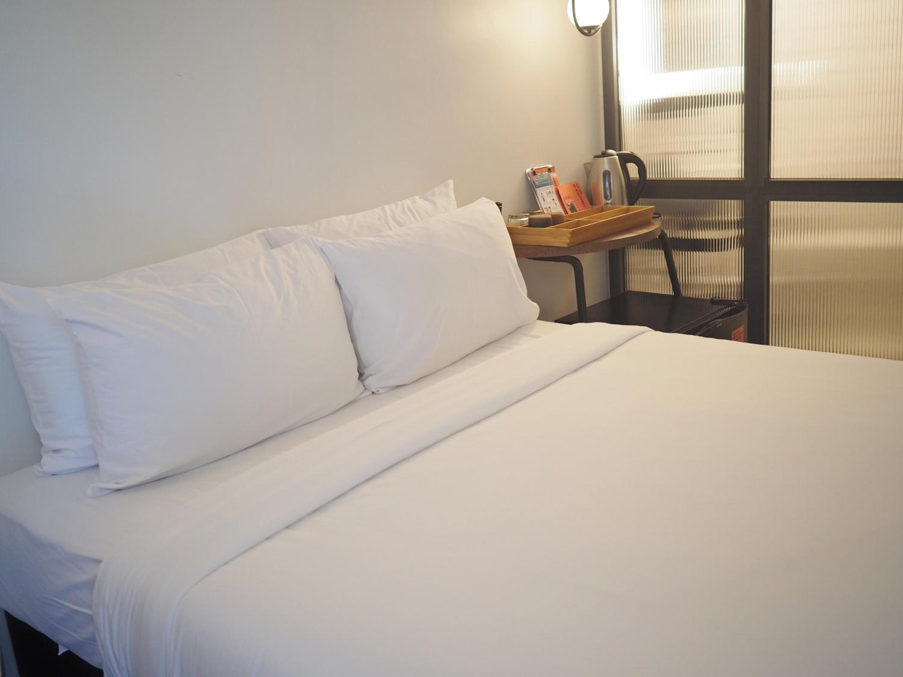 Standard Double Room - Photo 3