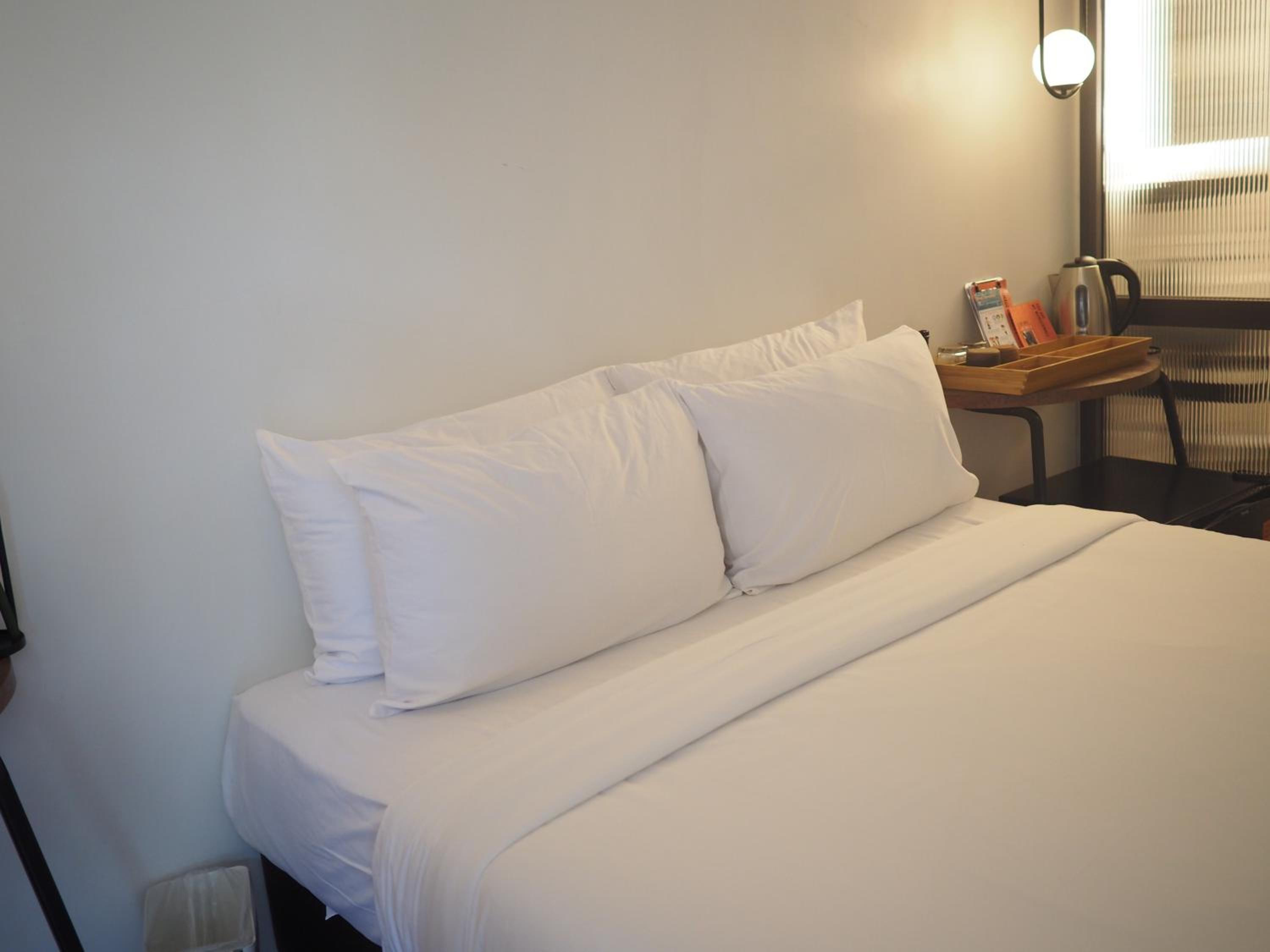 Standard Double Room - Photo 5