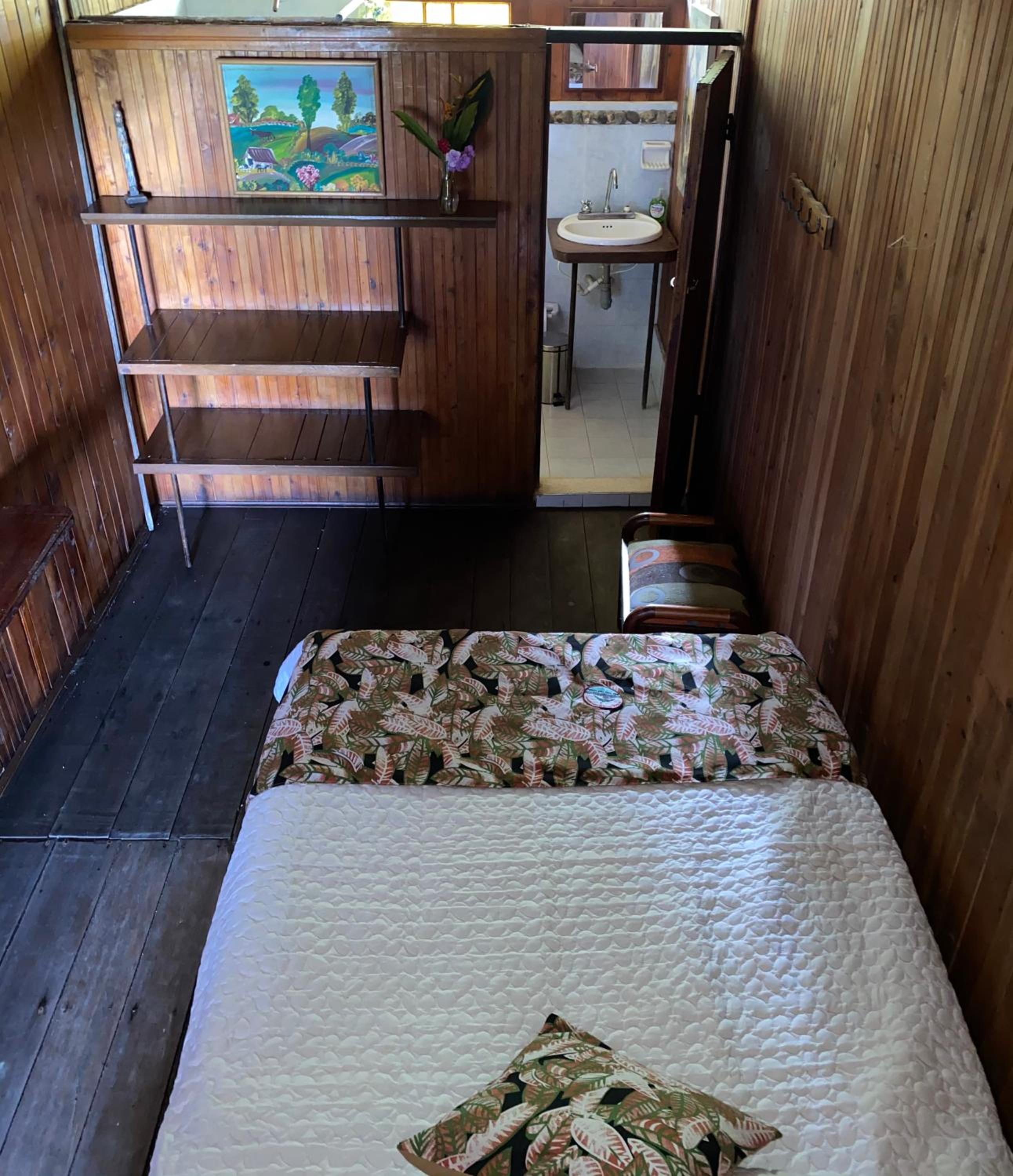 Budget Double Room photo 2