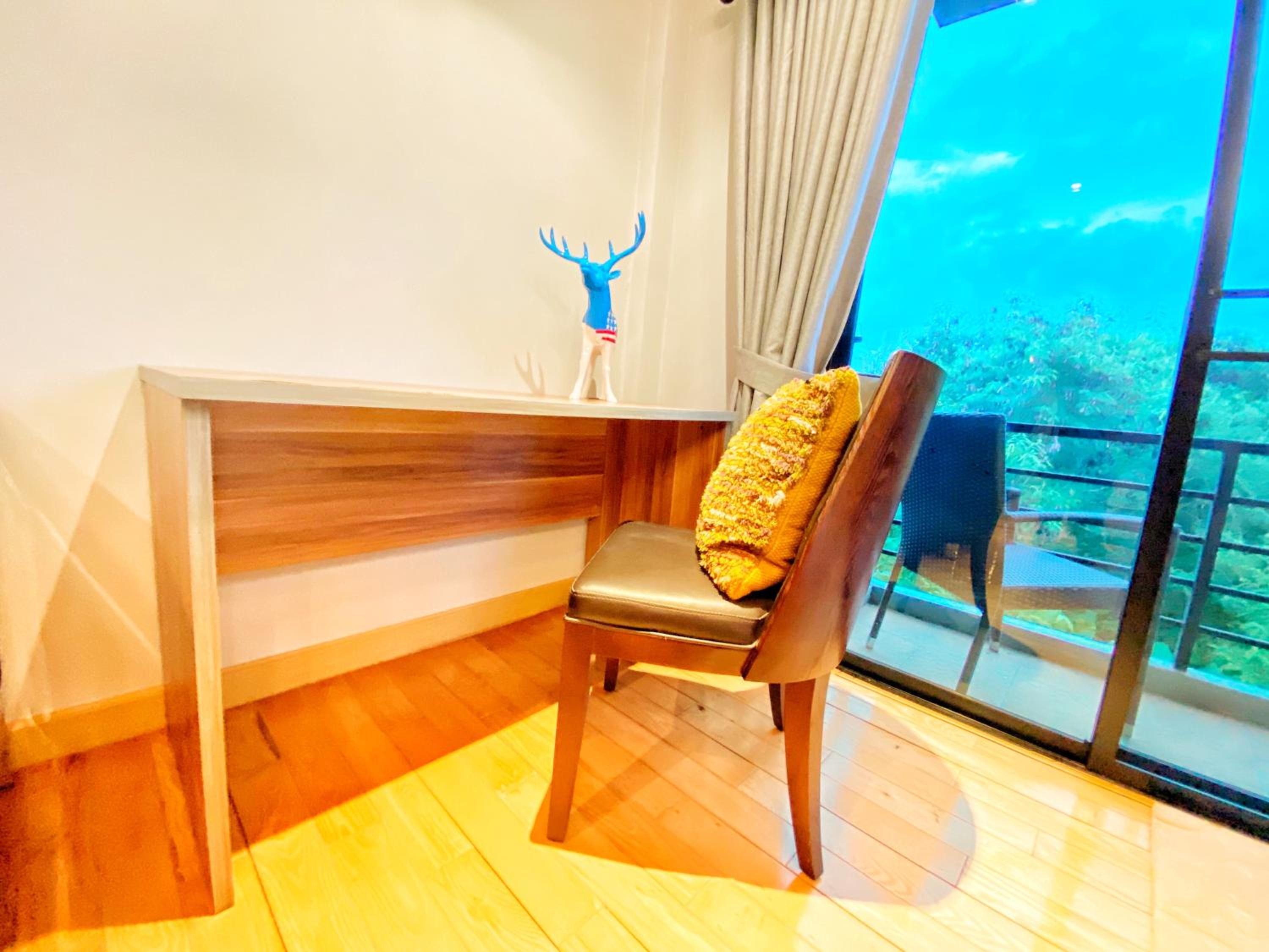 One-Bedroom Apartment - Photo 5