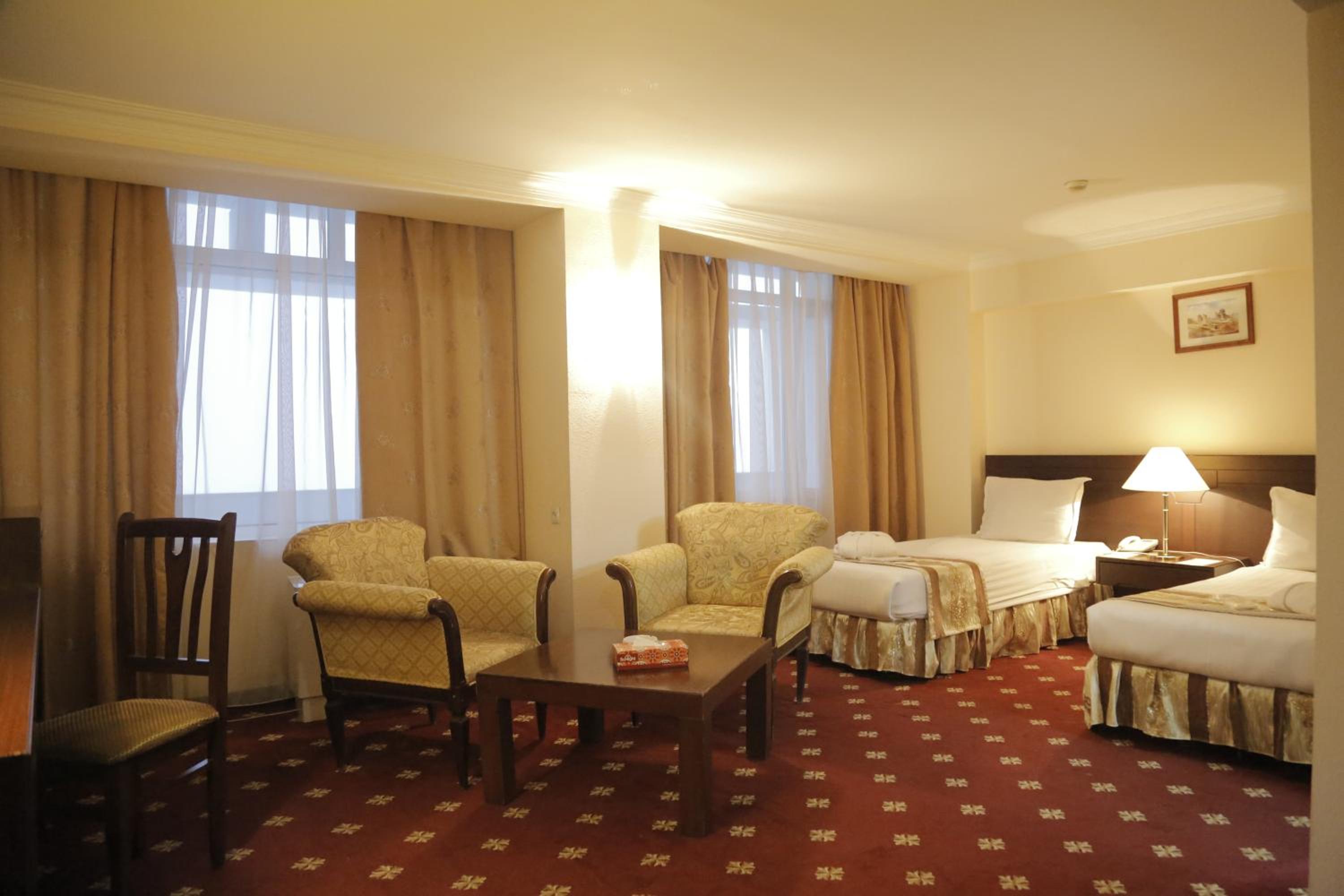 Superior Twin Room - Photo 3