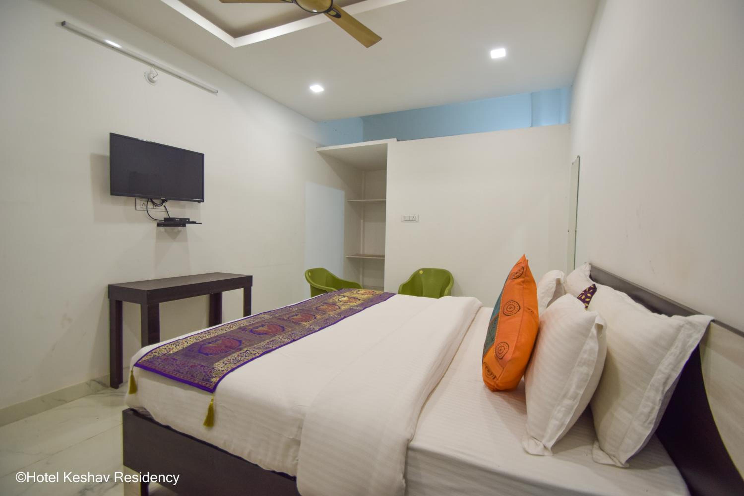 Deluxe Double Room - Photo 5